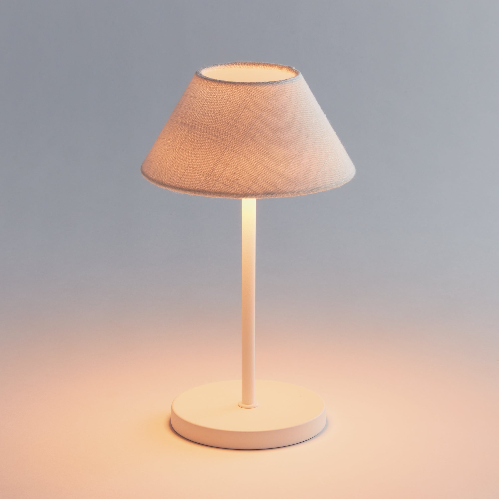 Levi Cordless Led Lamp (White Base)