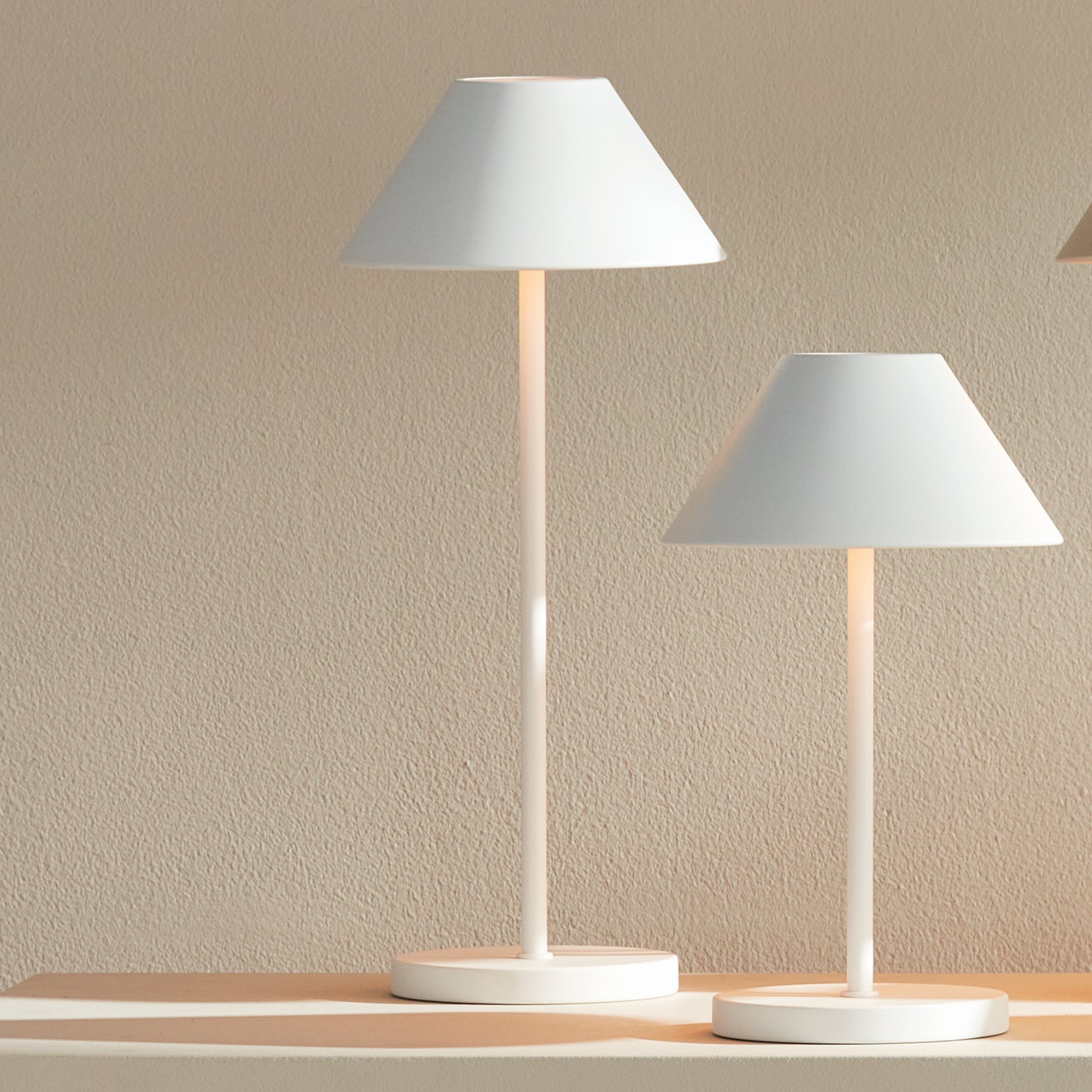 Levi Cordless Lamp Metal Shade