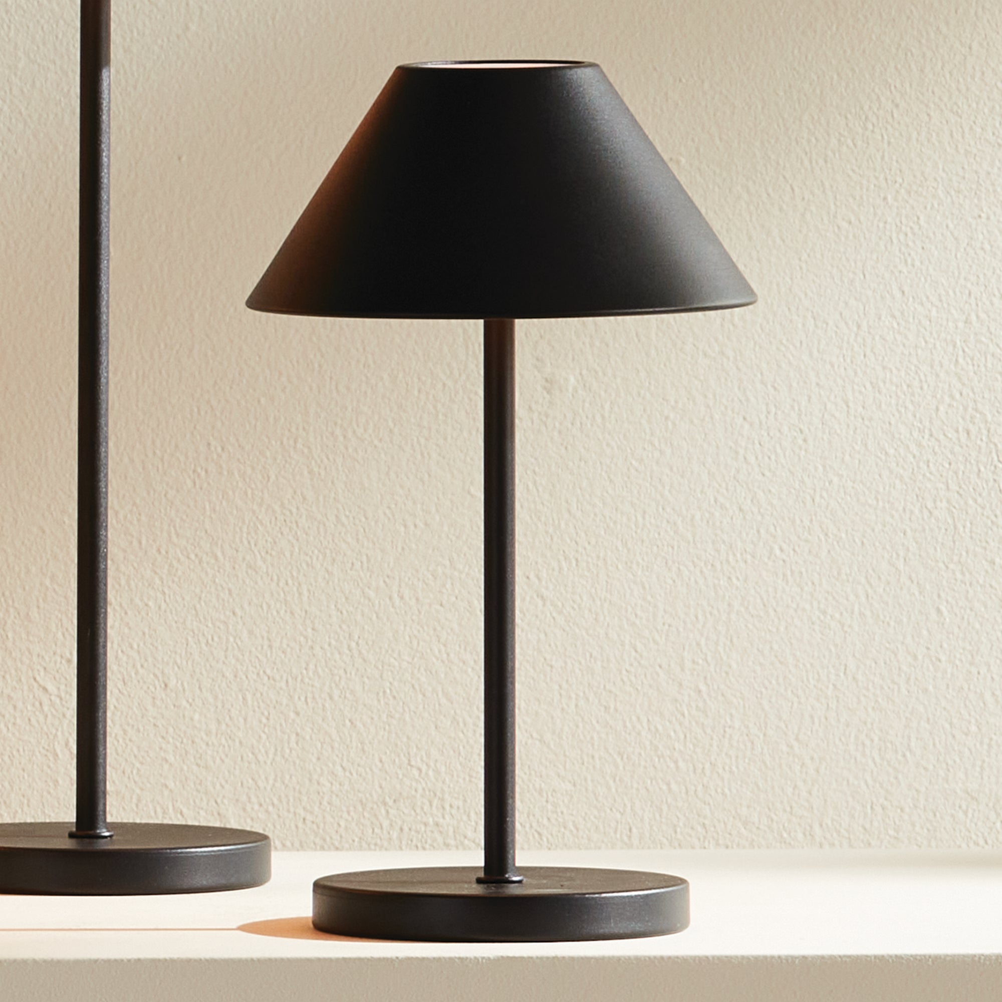 Levi Cordless Lamp Metal Shade