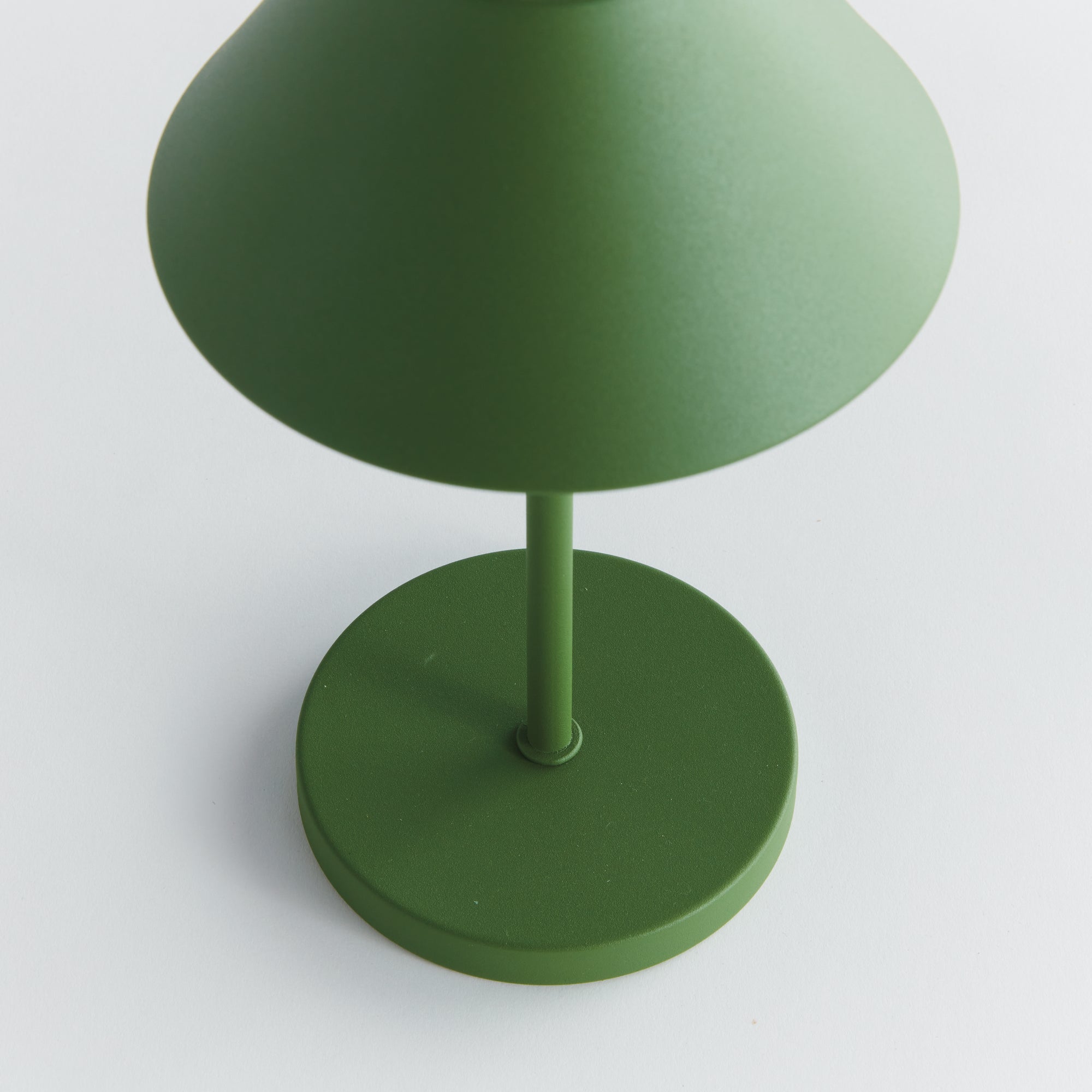 Levi Cordless Lamp Metal Shade