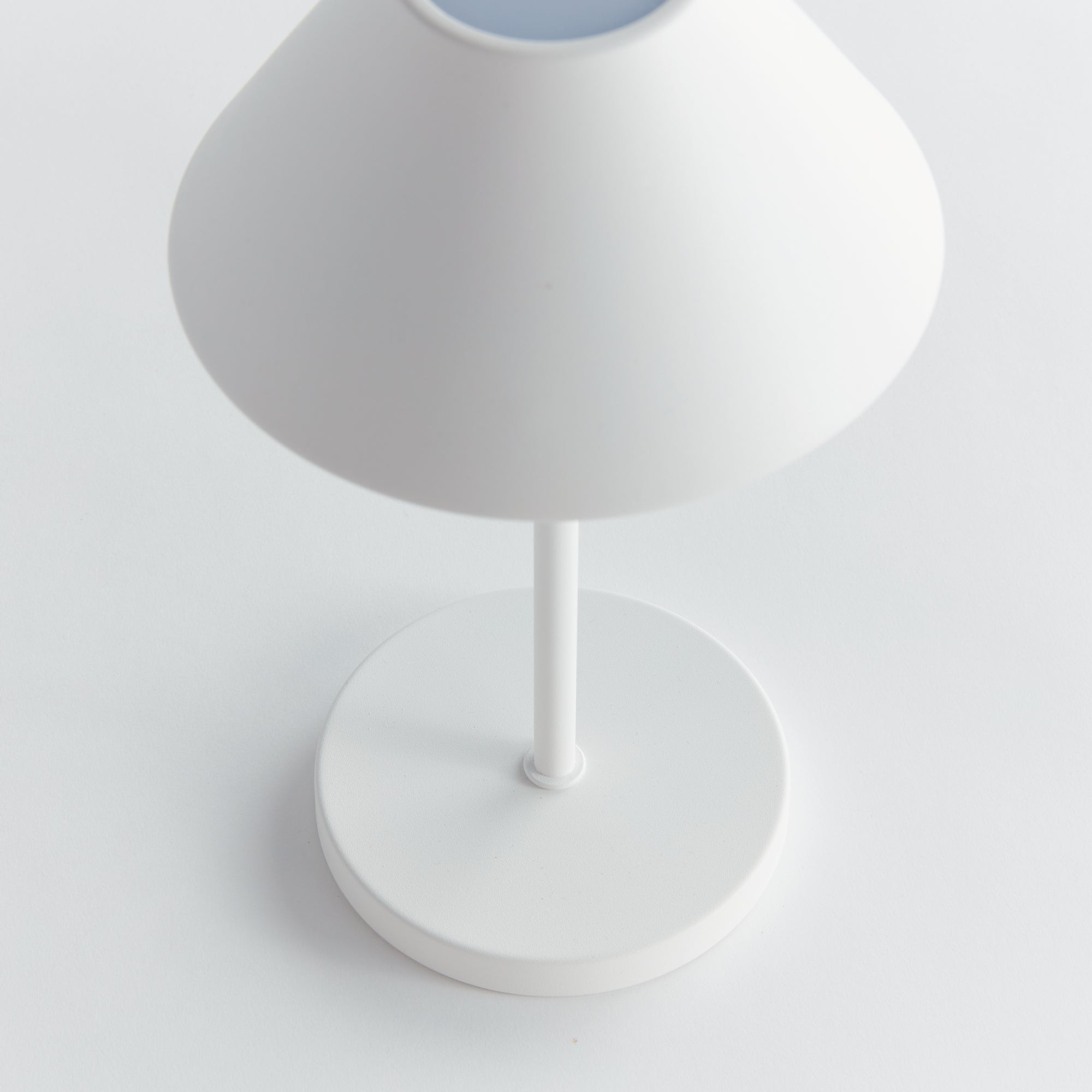 Levi Cordless Lamp Metal Shade