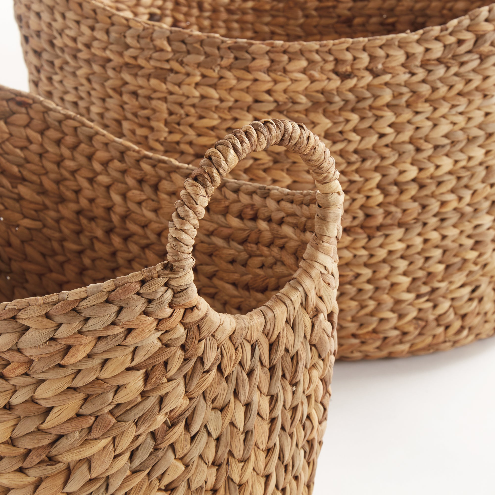 Janica Water Hyacinth Baskets with Handle