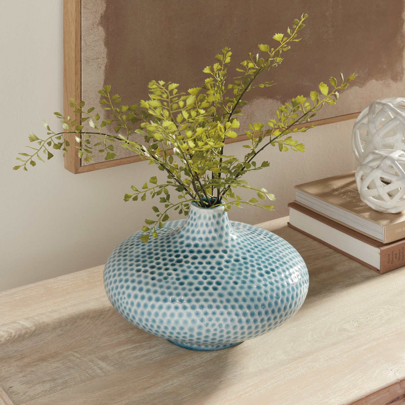 Lyric Vase Short