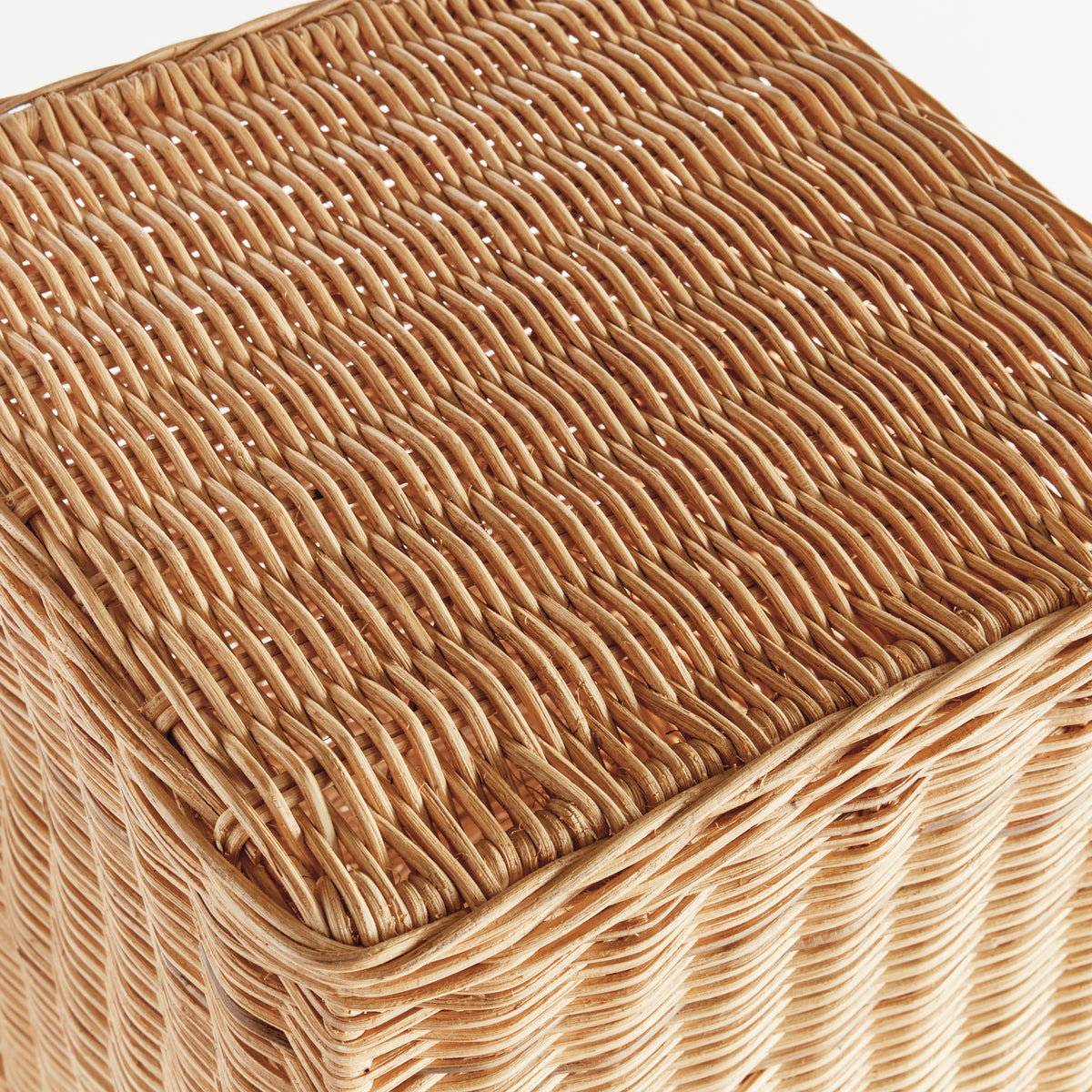 Chuck Rattan Pedestal (Urn sold separately)