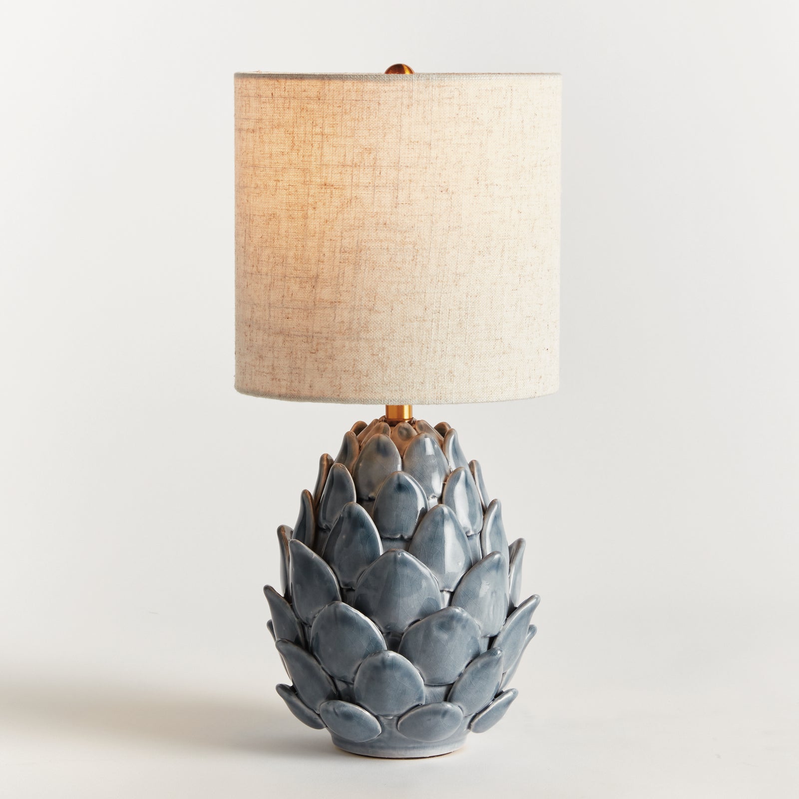 Deveraux Lamp