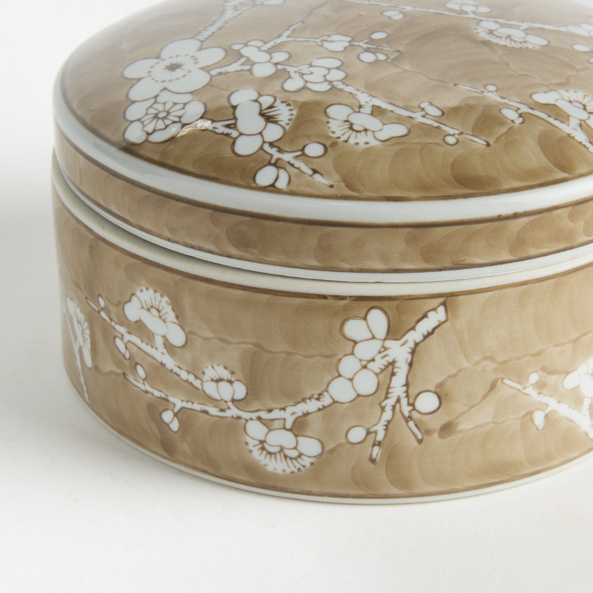 Brannock Empress RD Lidded Cathall Box
