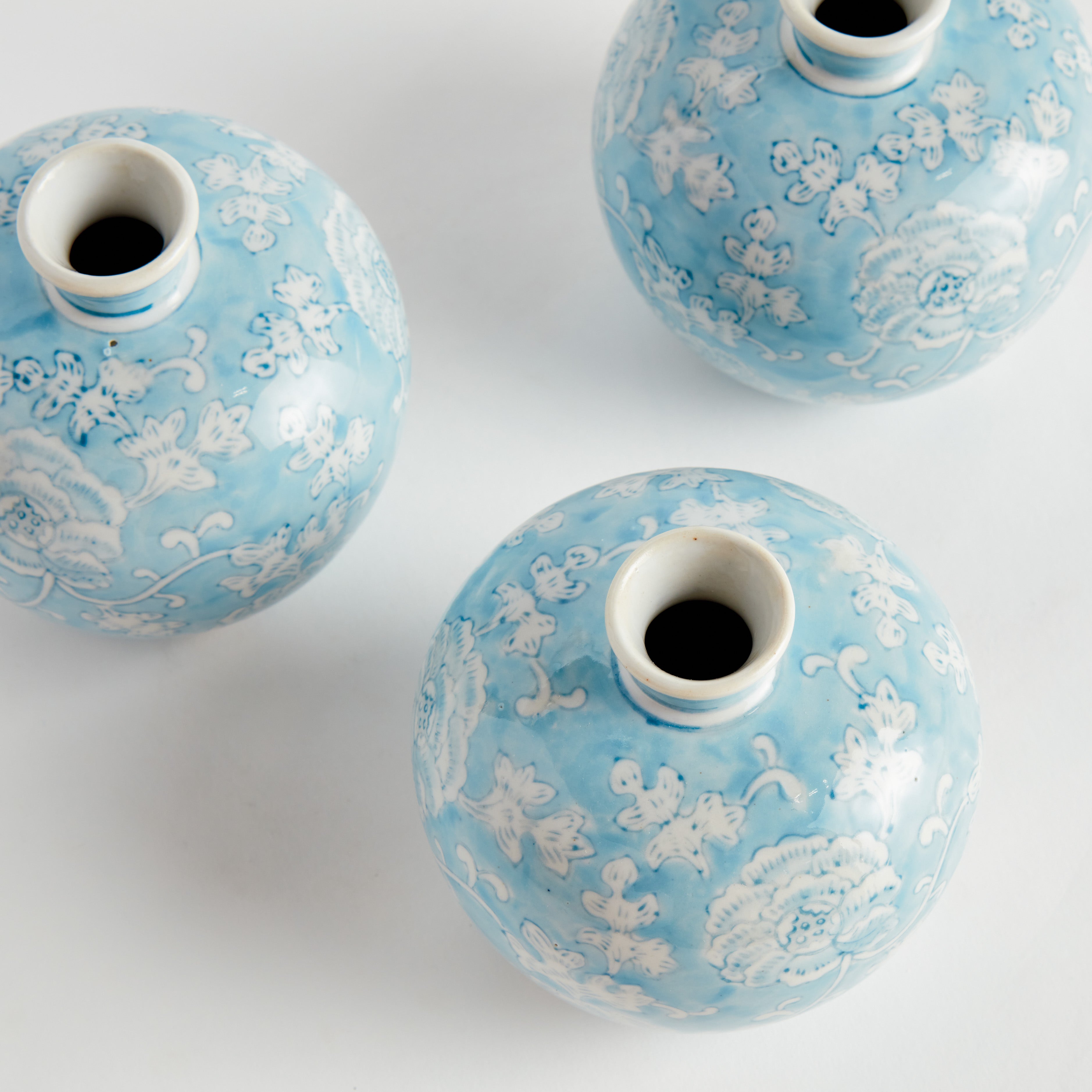 Móno Lotus Bud Vases, Set of 3