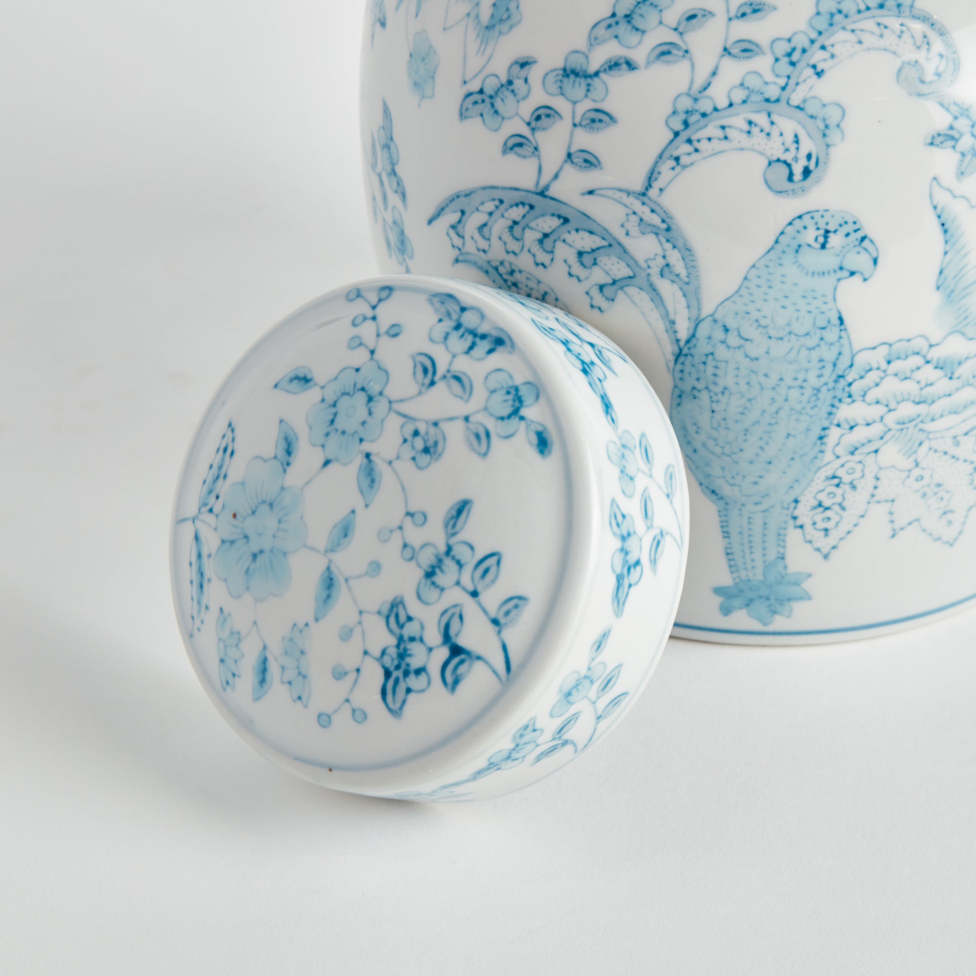 Móno Parrot Lidded Jar