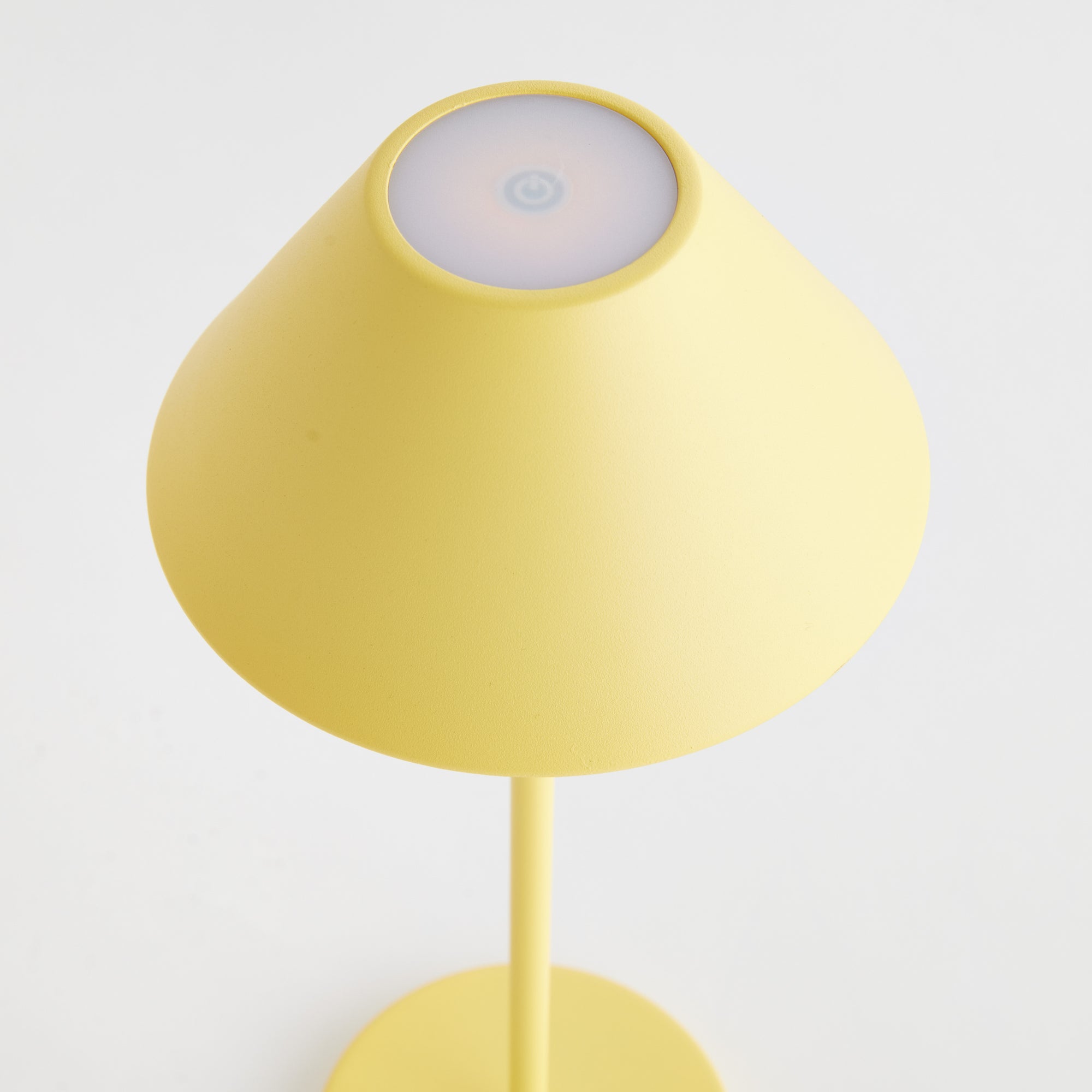 Levi Cordless Led Lamp 14"