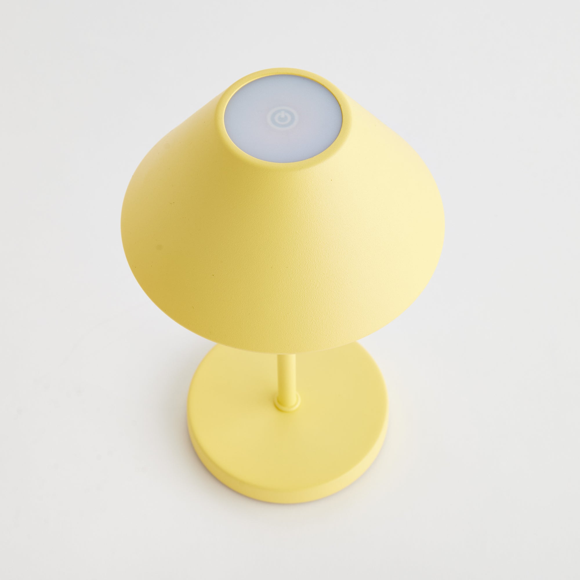 Levi Cordless Led Lamp 10"