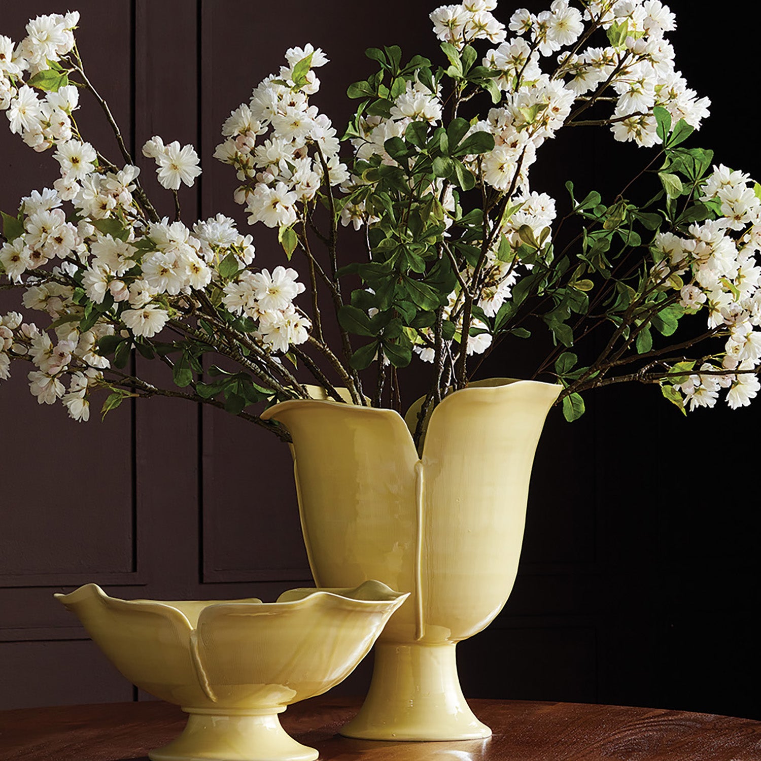 Leo Vase