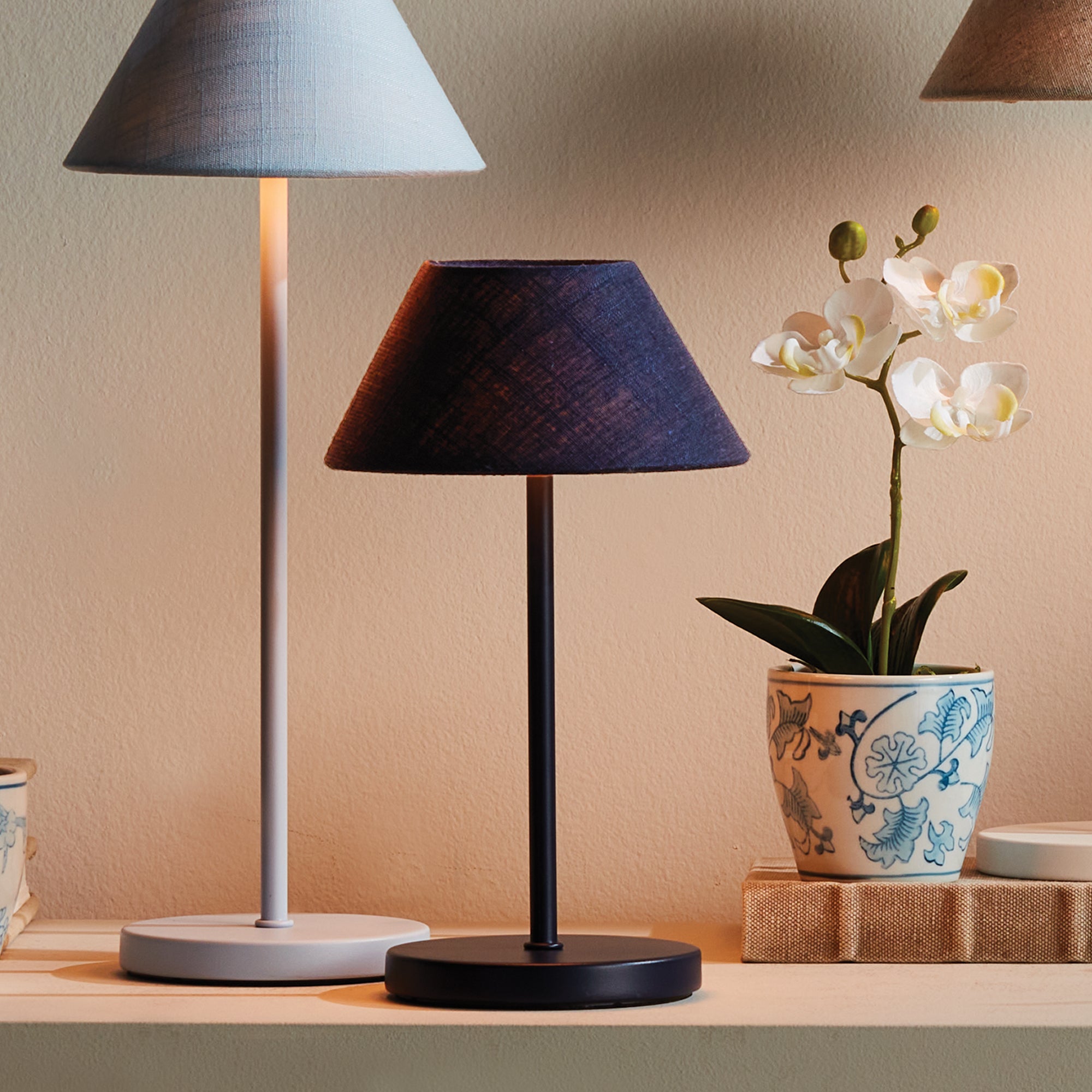 Levi Cordless Led Lamp 10"