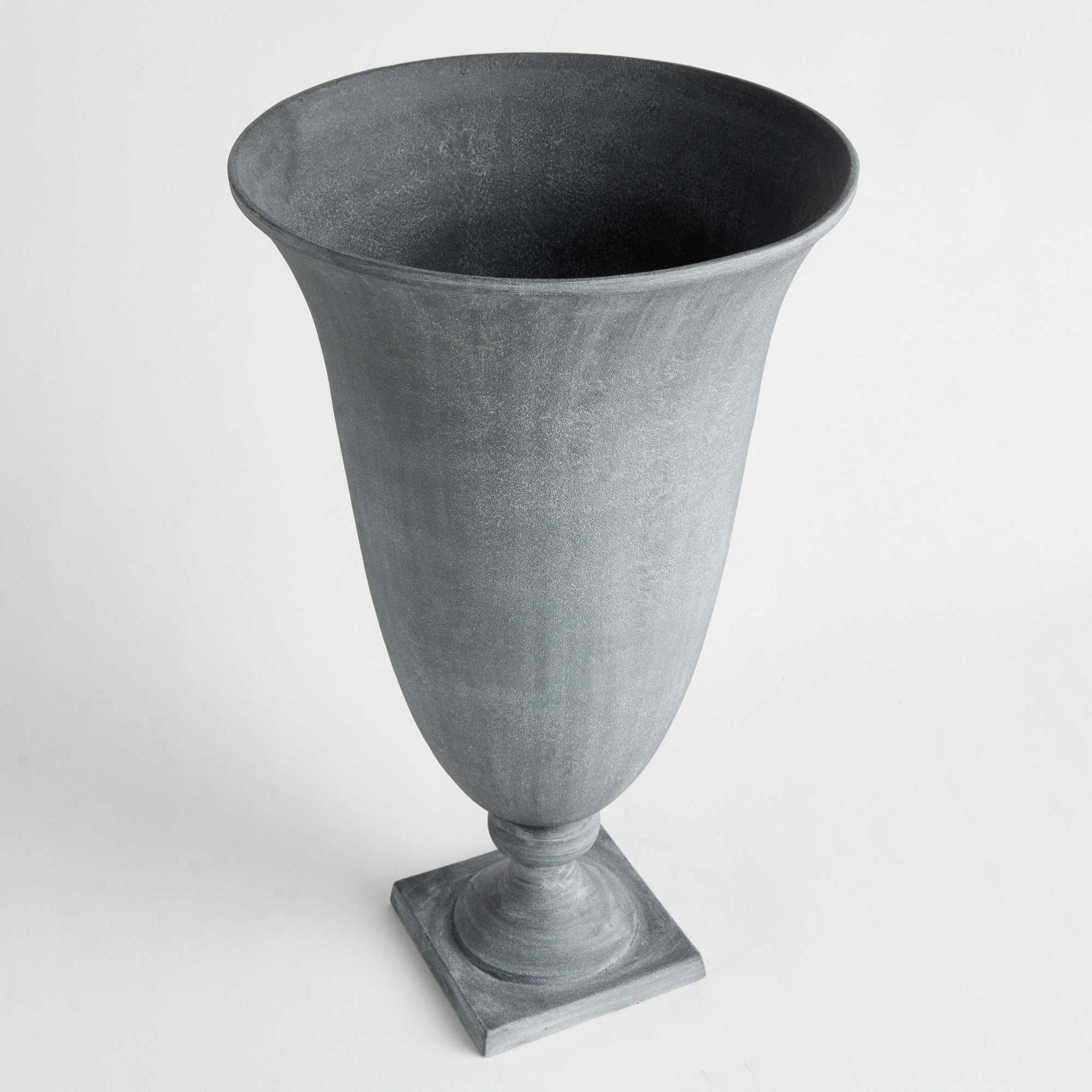 Tezza Footed Urn