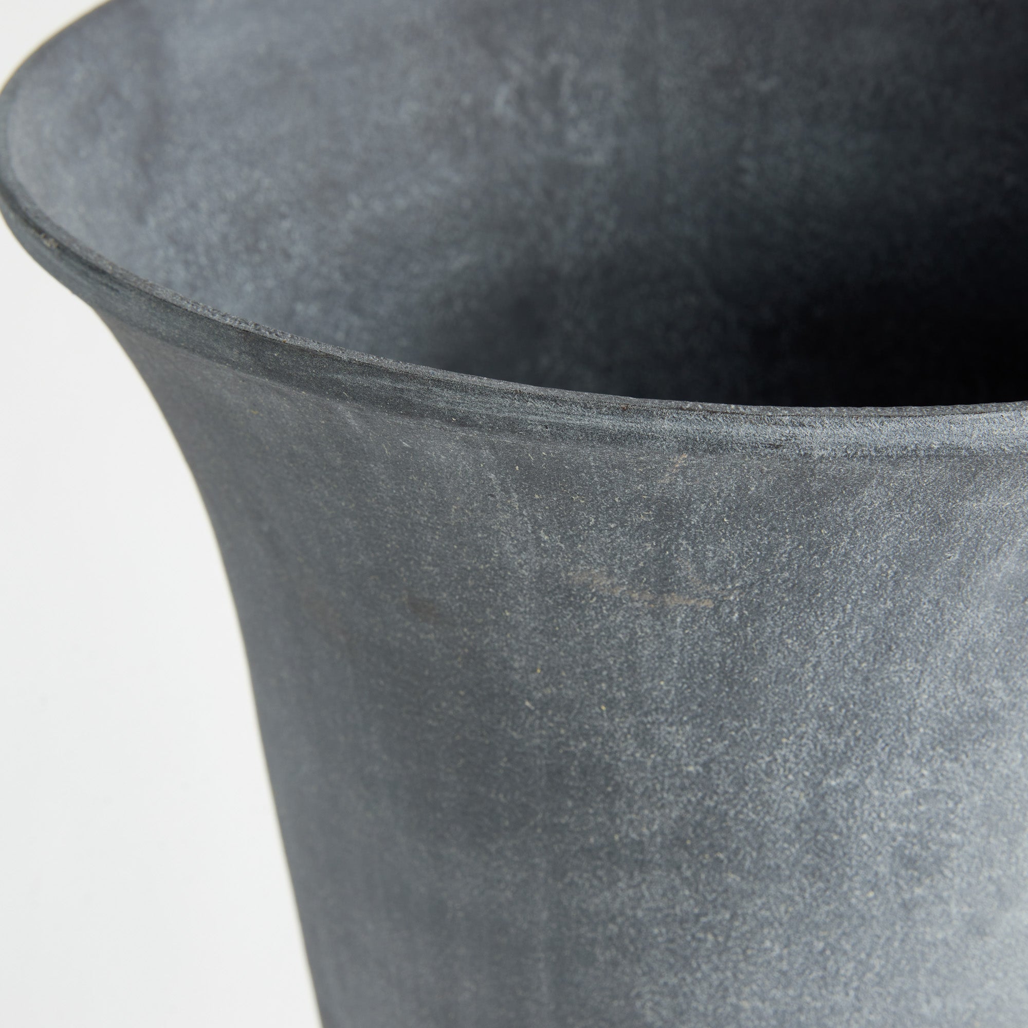 Tezza Footed Urn