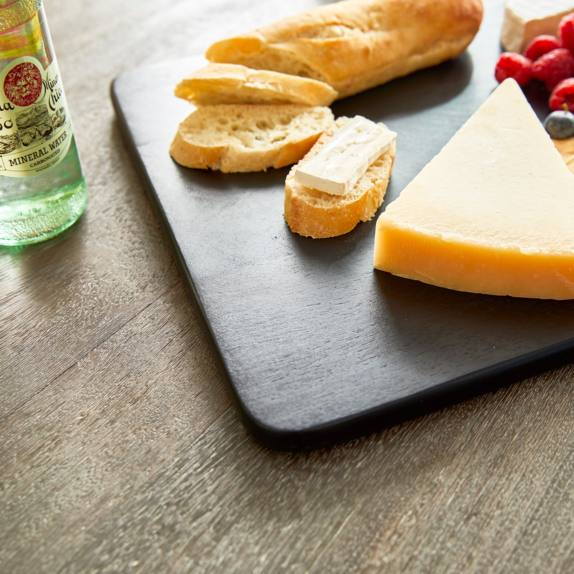 Noxen Serving Board