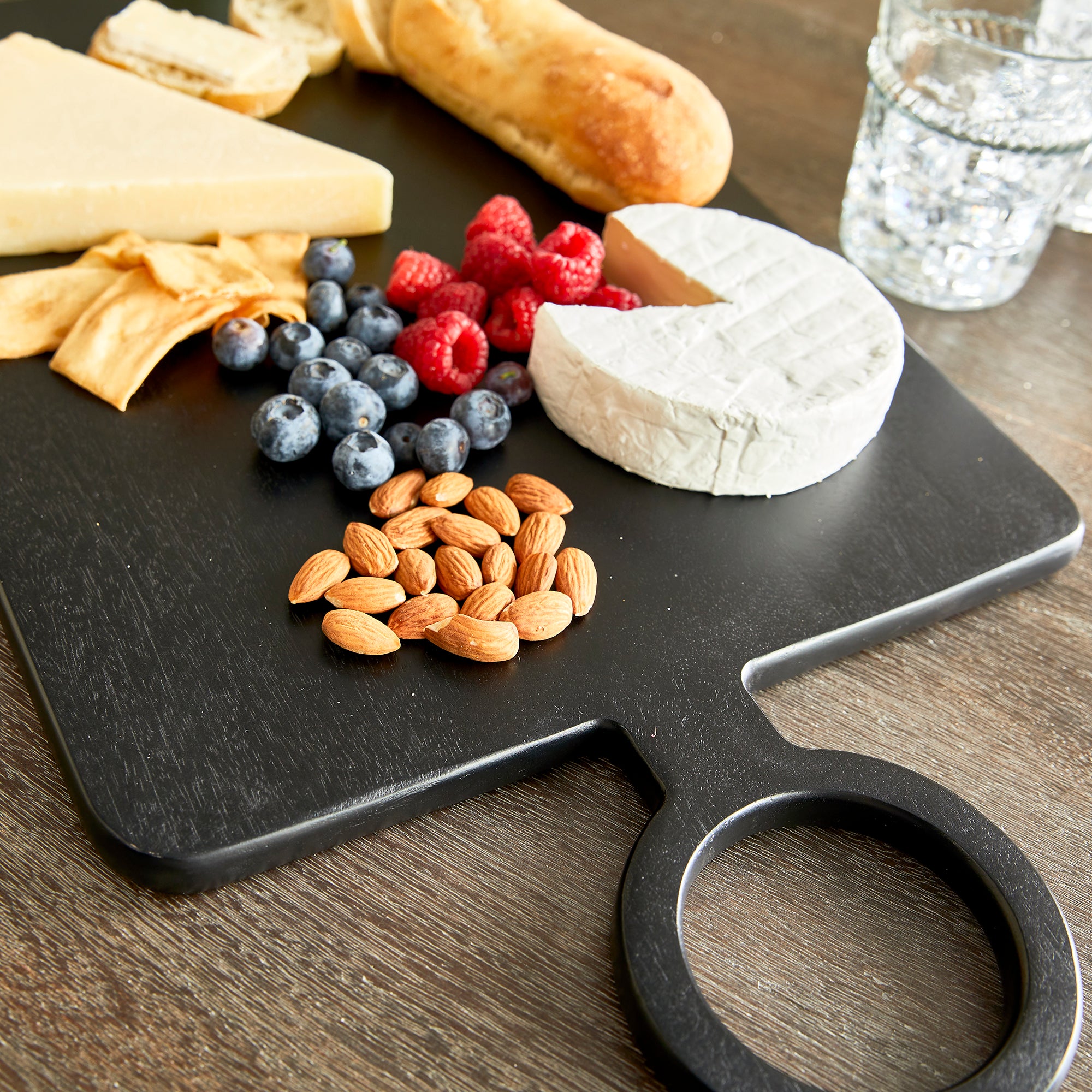Noxen Serving Board