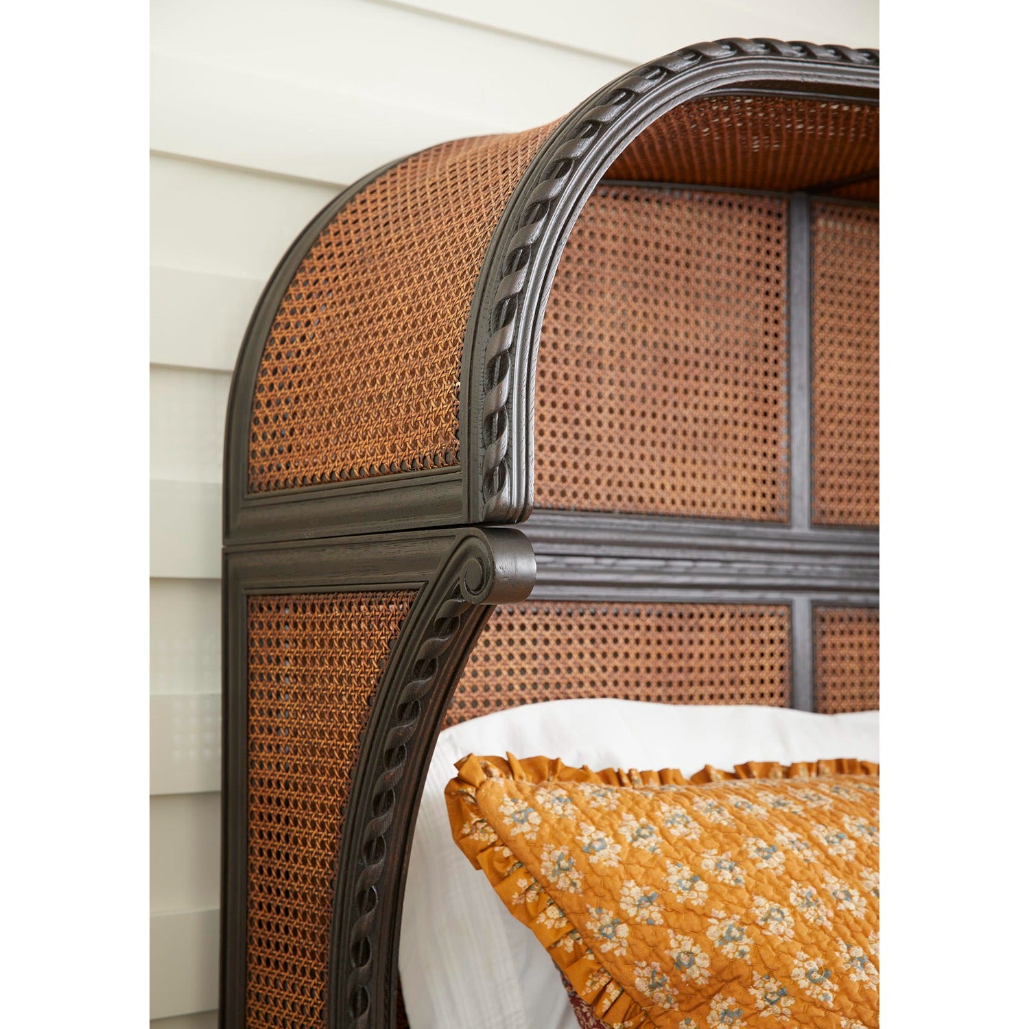 Tangiers King Shelter Bed