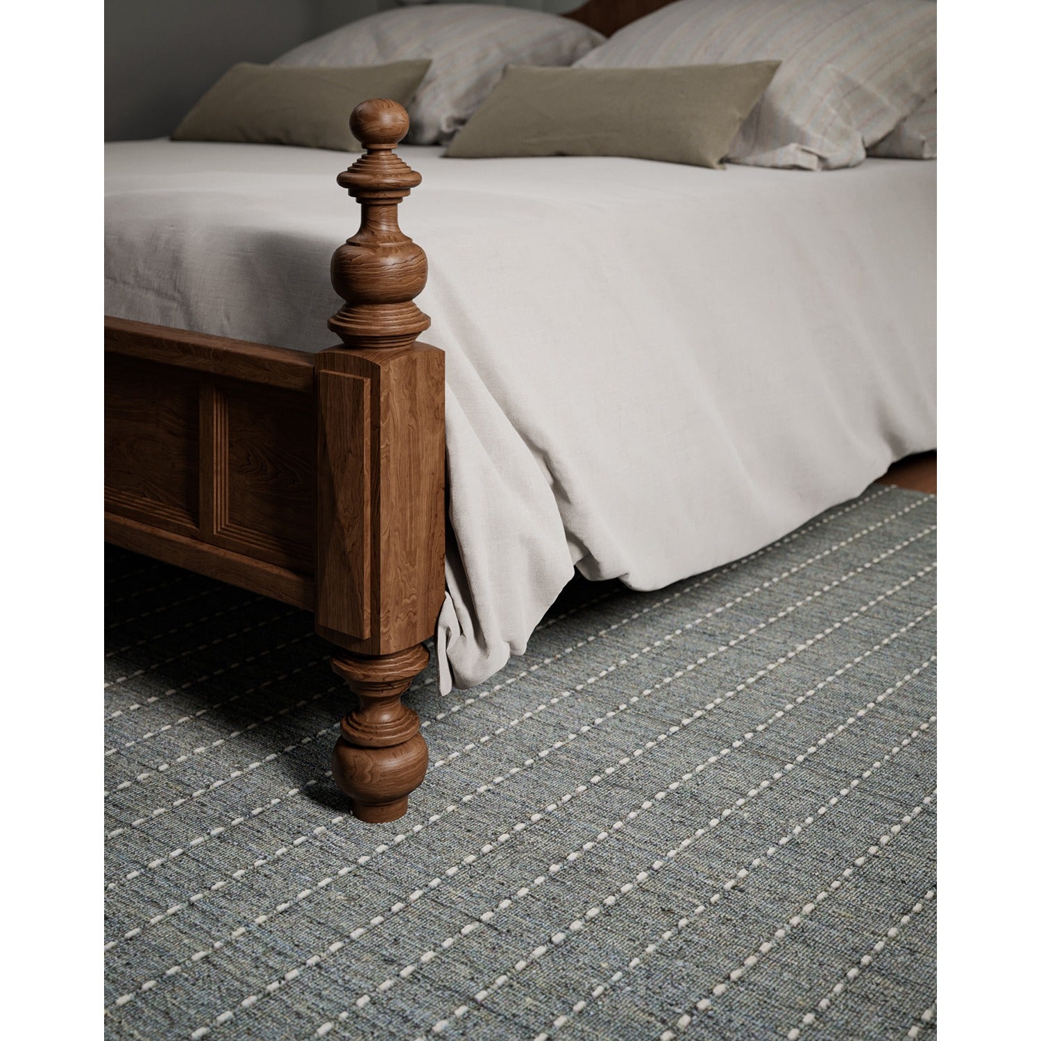Oliver Linear Handloomed Rug