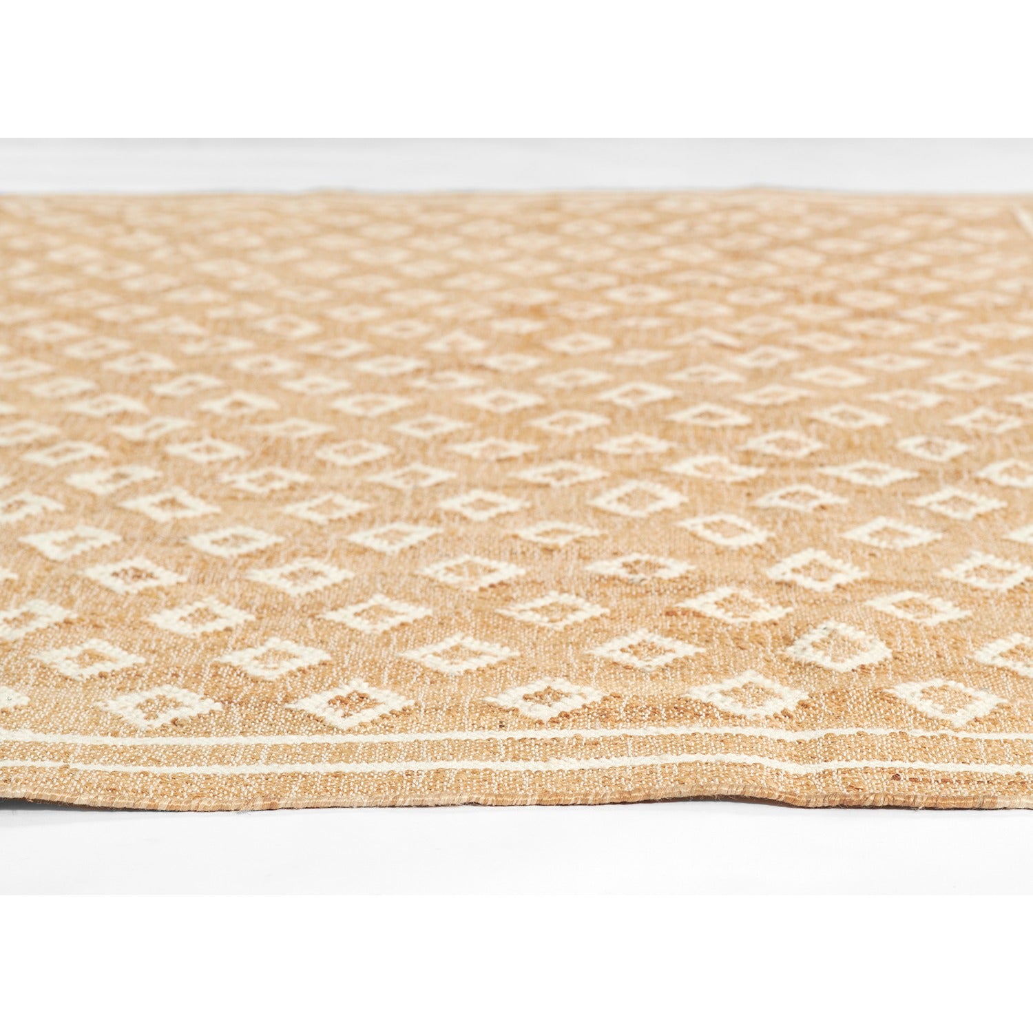 Erin Gates by Momeni Orchard Tiny Diamond Natural Hand Woven Rug