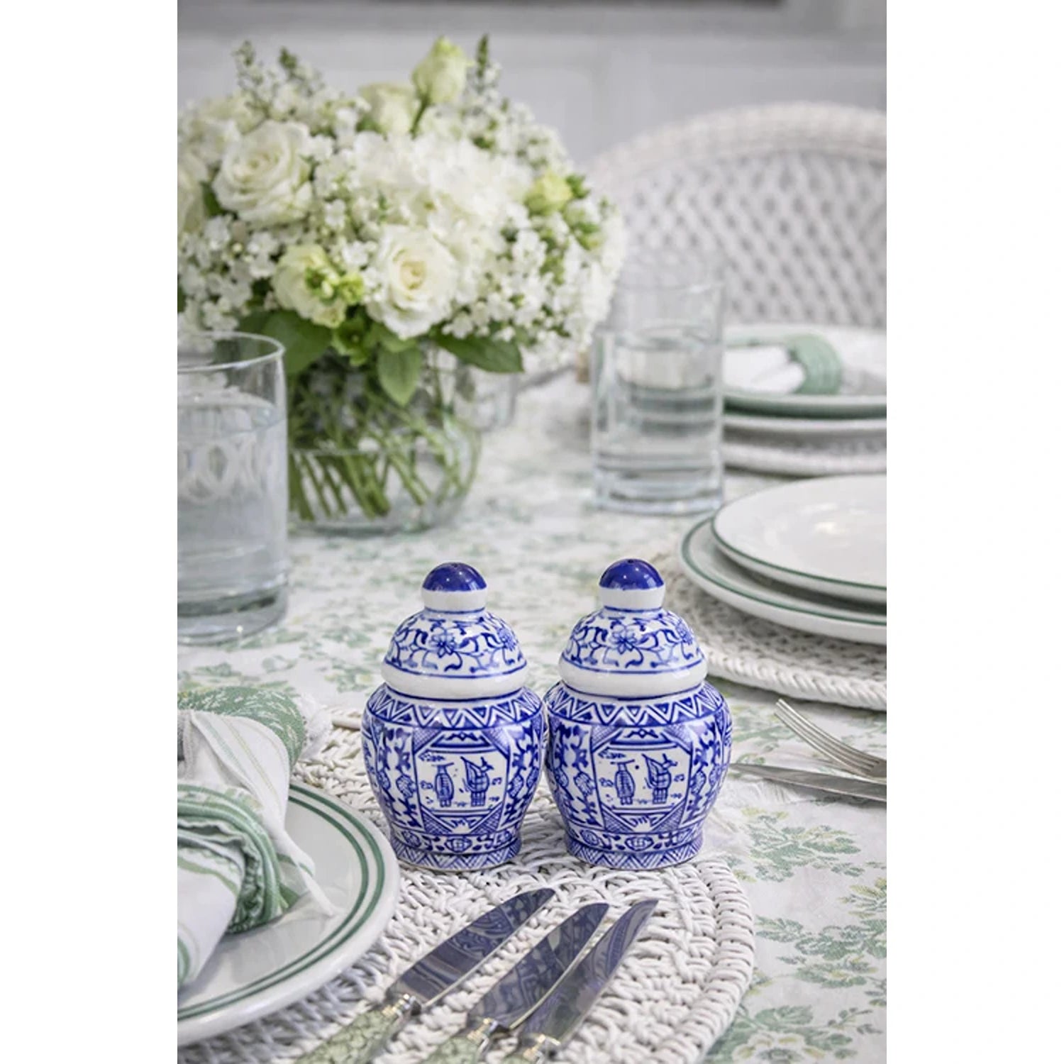 Figurine Salt and Pepper Shaker