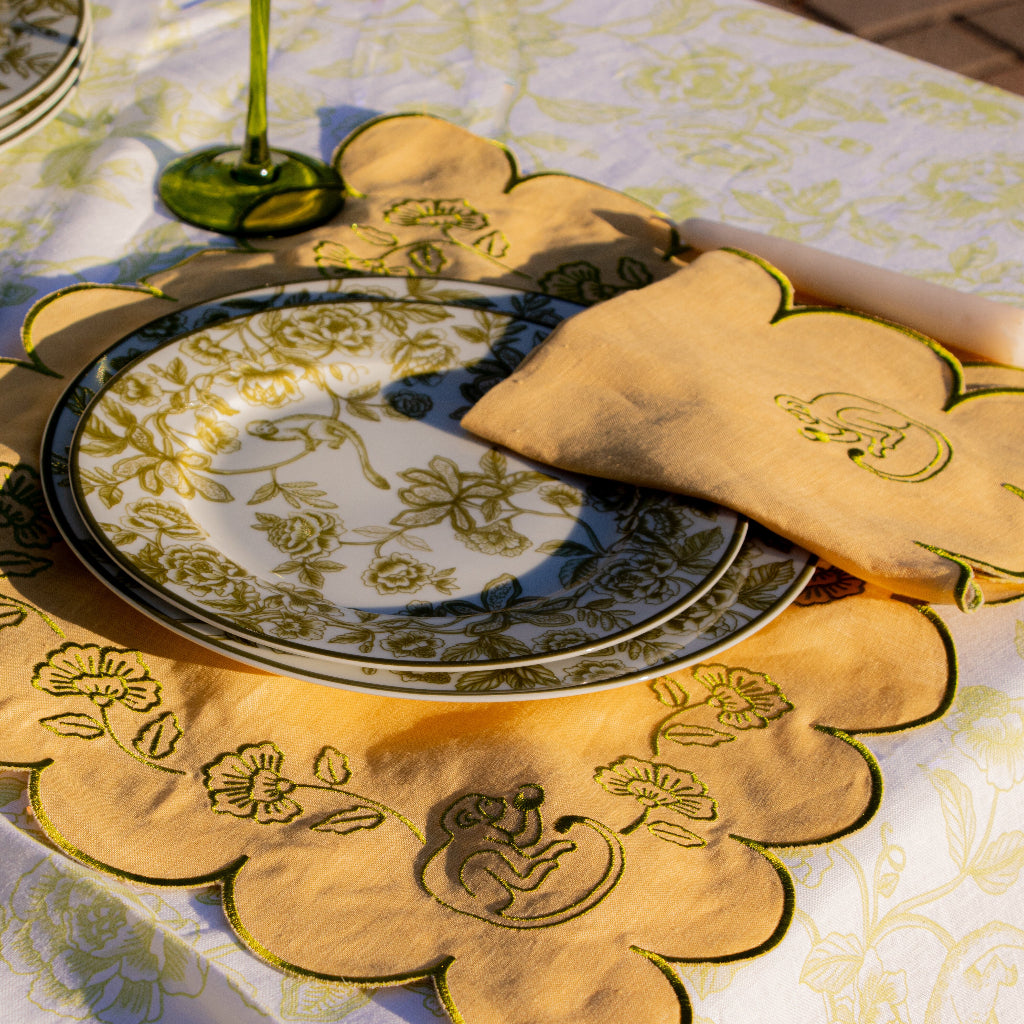 Pembroke Safari Starter Plate - Set of 4 (+1 Bonus Plate)