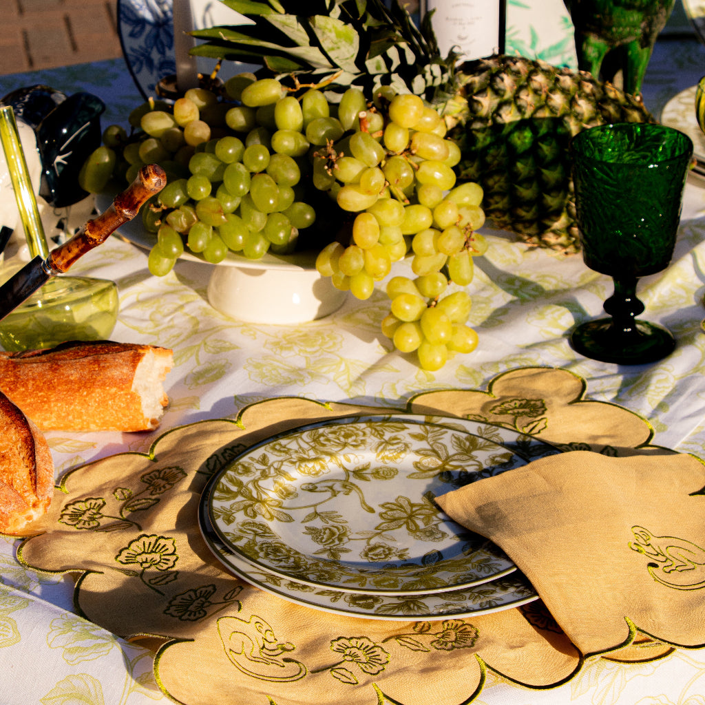 Pembroke Safari Starter Plate - Set of 4 (+1 Bonus Plate)