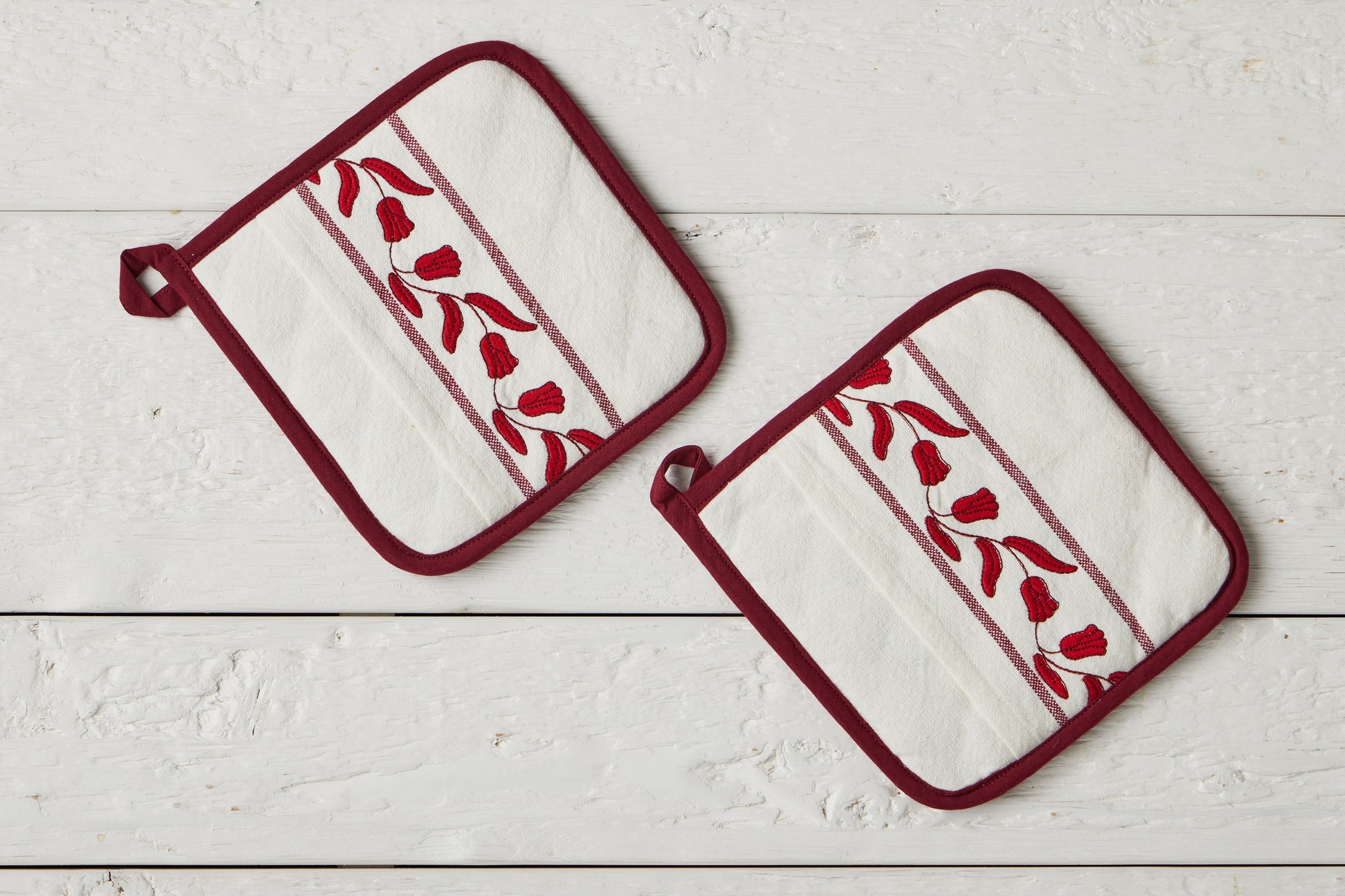 Pot Holder, Merlot Red Tulip, Set of 2