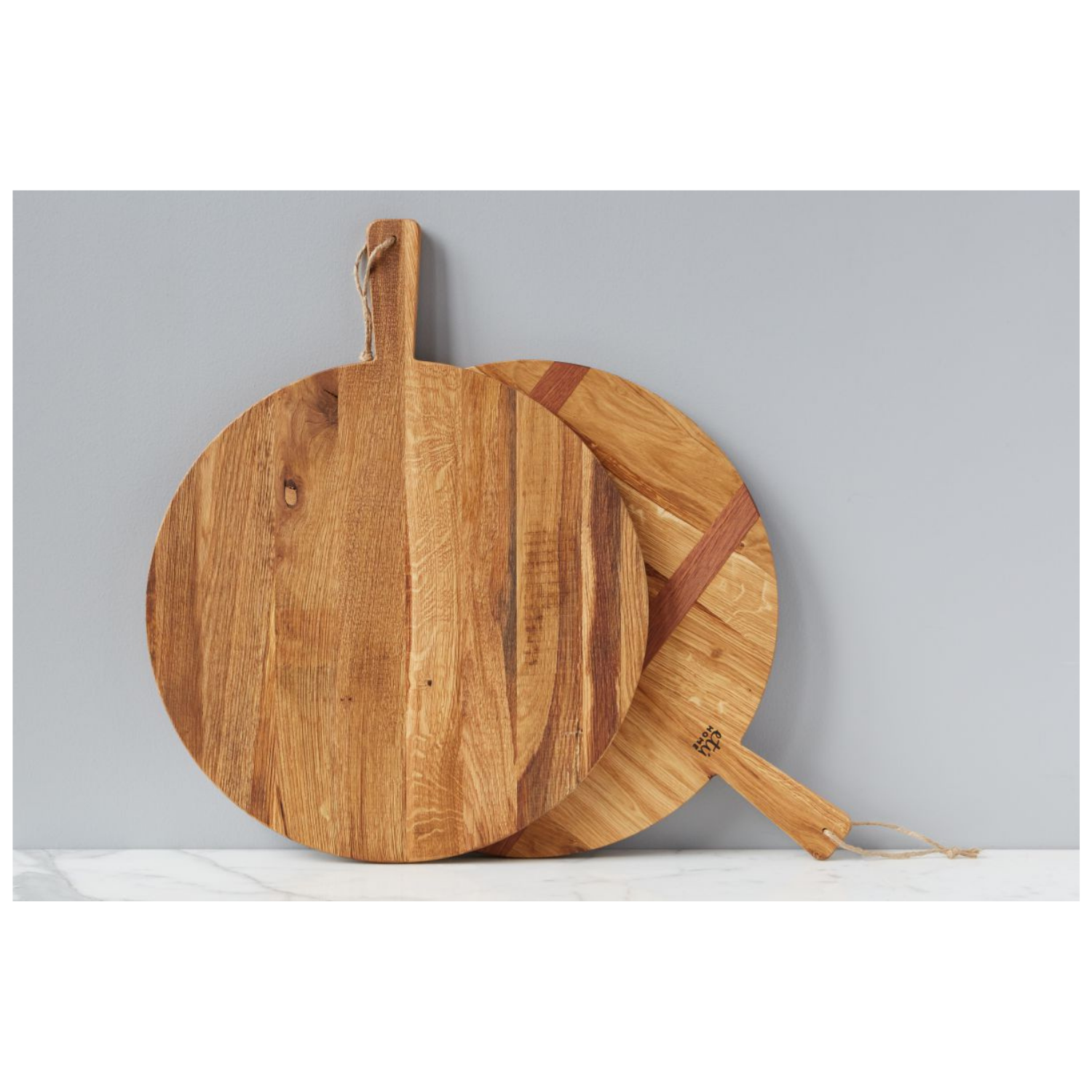 Round Oak Charcuterie Board, Medium