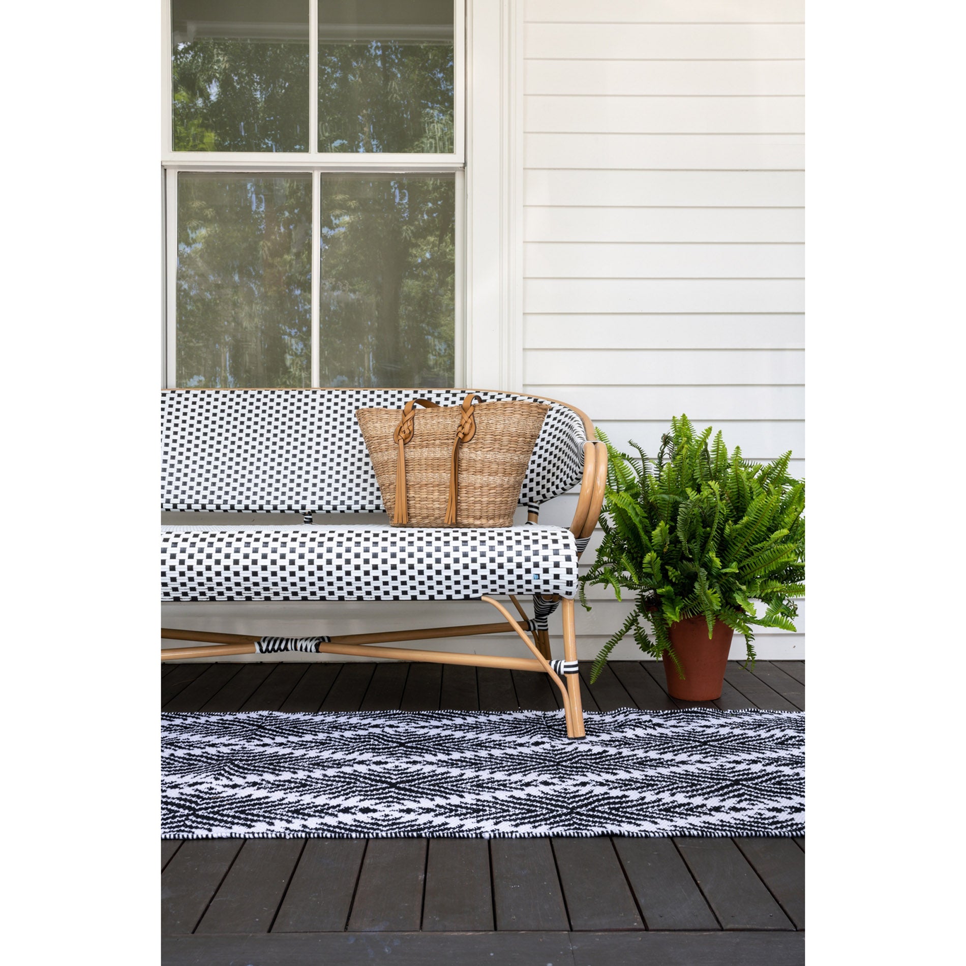 Erin Gates by Momeni River Beacon Black Hand Woven Indoor Outdoor Area Rug