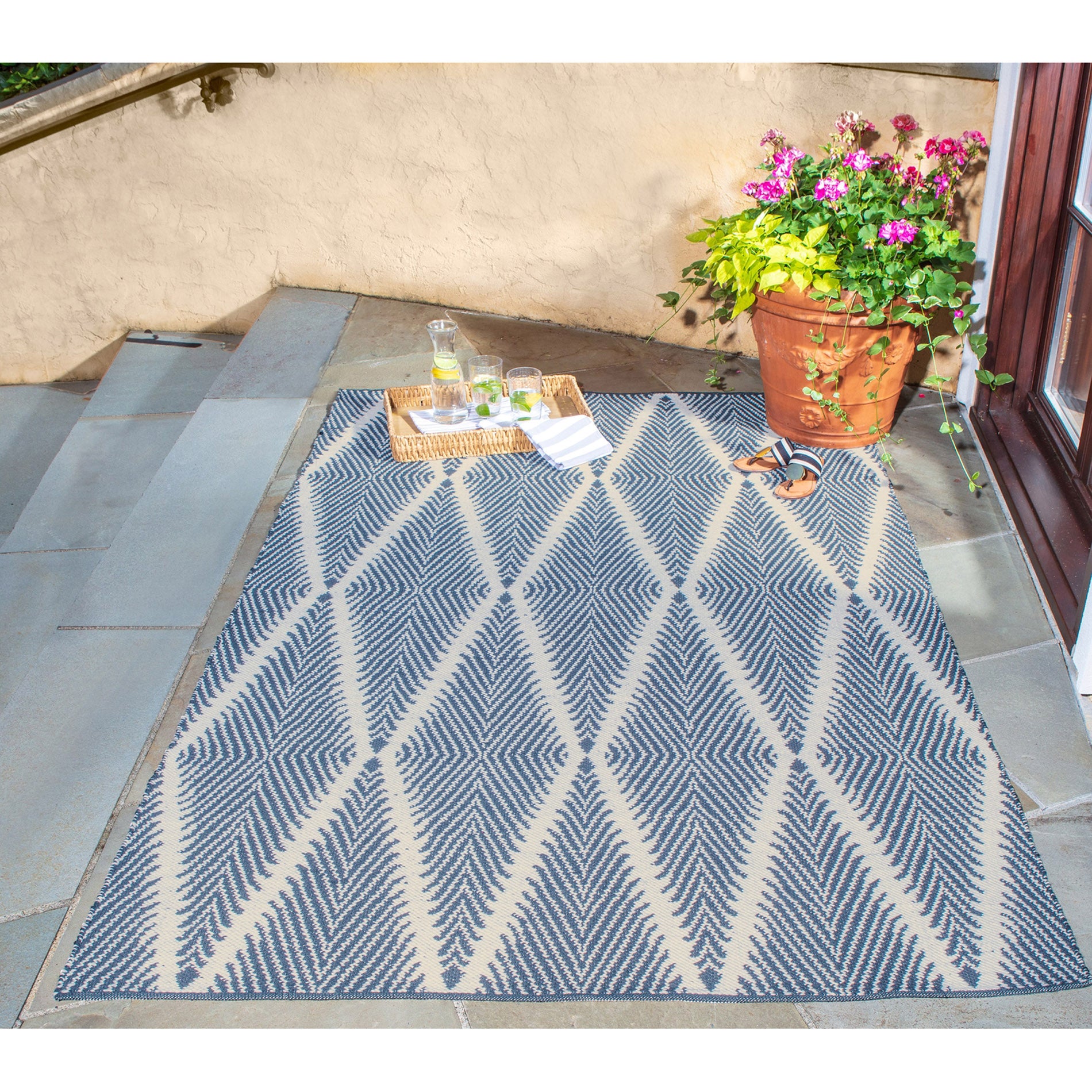 Erin Gates by Momeni River Beacon Denim Hand Woven Indoor Outdoor Area Rug