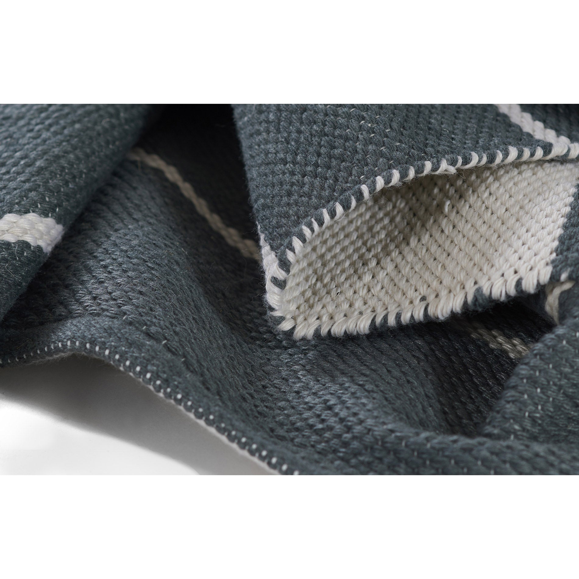 Erin Gates by Momeni River Fine Hand Woven PET Indoor Outdoor Rug
