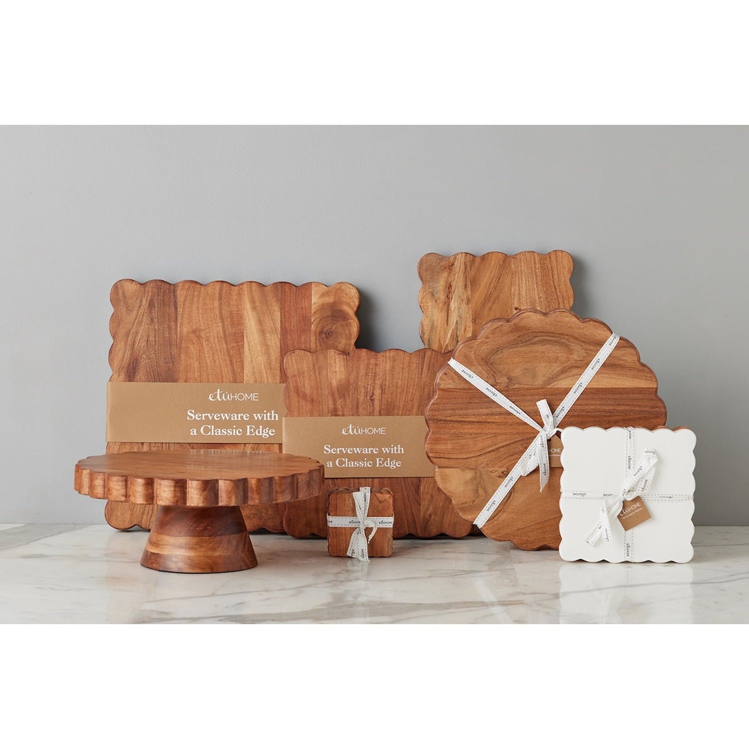 Natural Scalloped Cake Stand