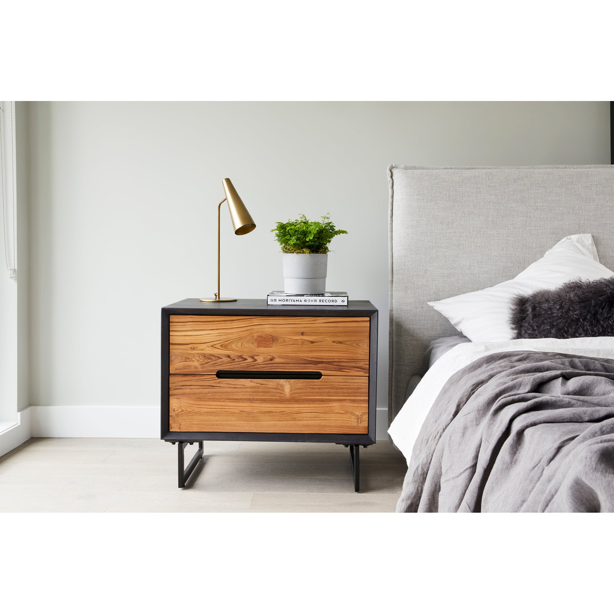 Harley Bed - Light Grey