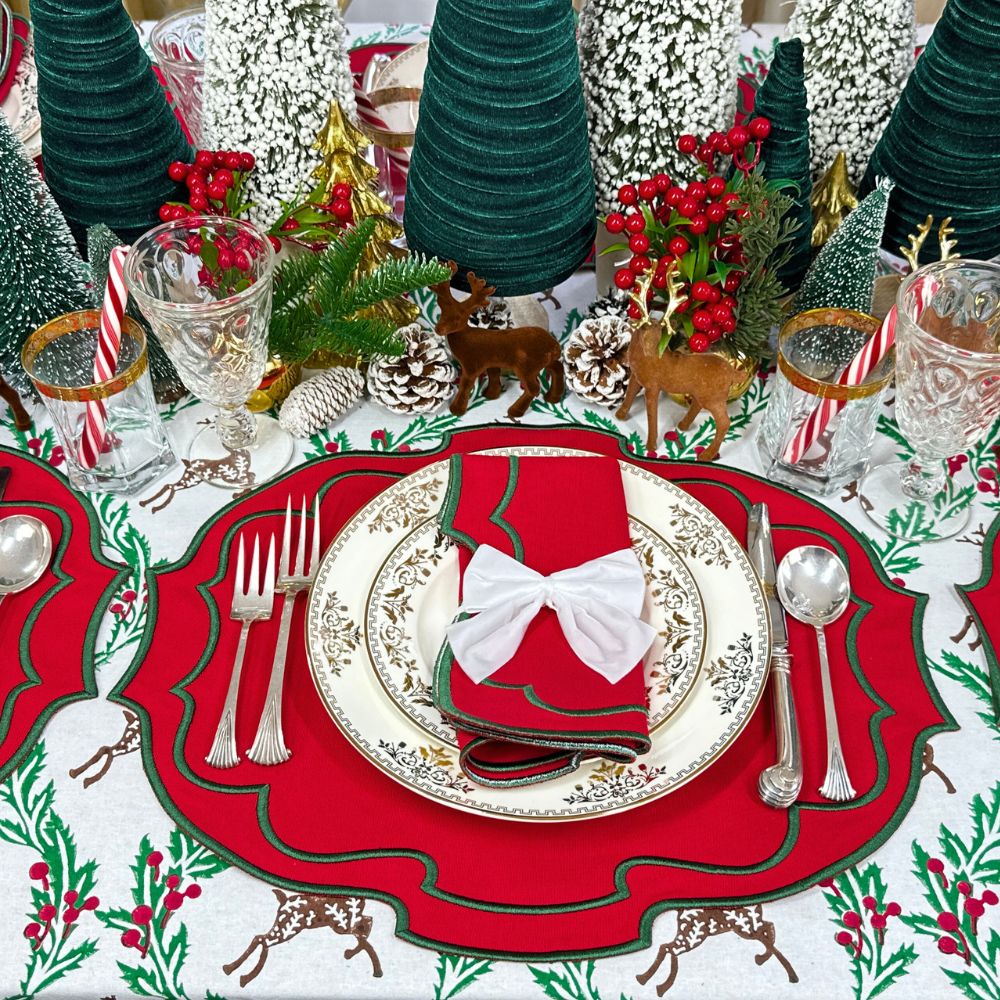 Red Christmas Belle Napkin (Set of 4)