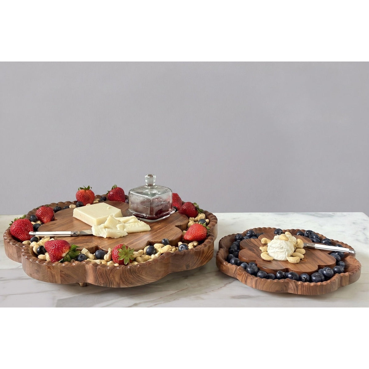 Vintage English Bread Board, Scalloped Lazy Susan