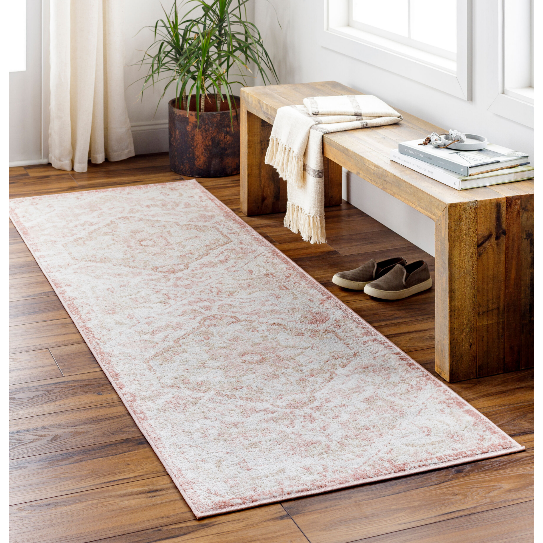 St Tropez Machine Woven Rug