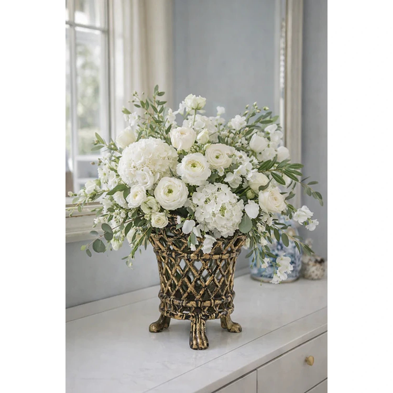 Black & Gold Lattice Footed Planter