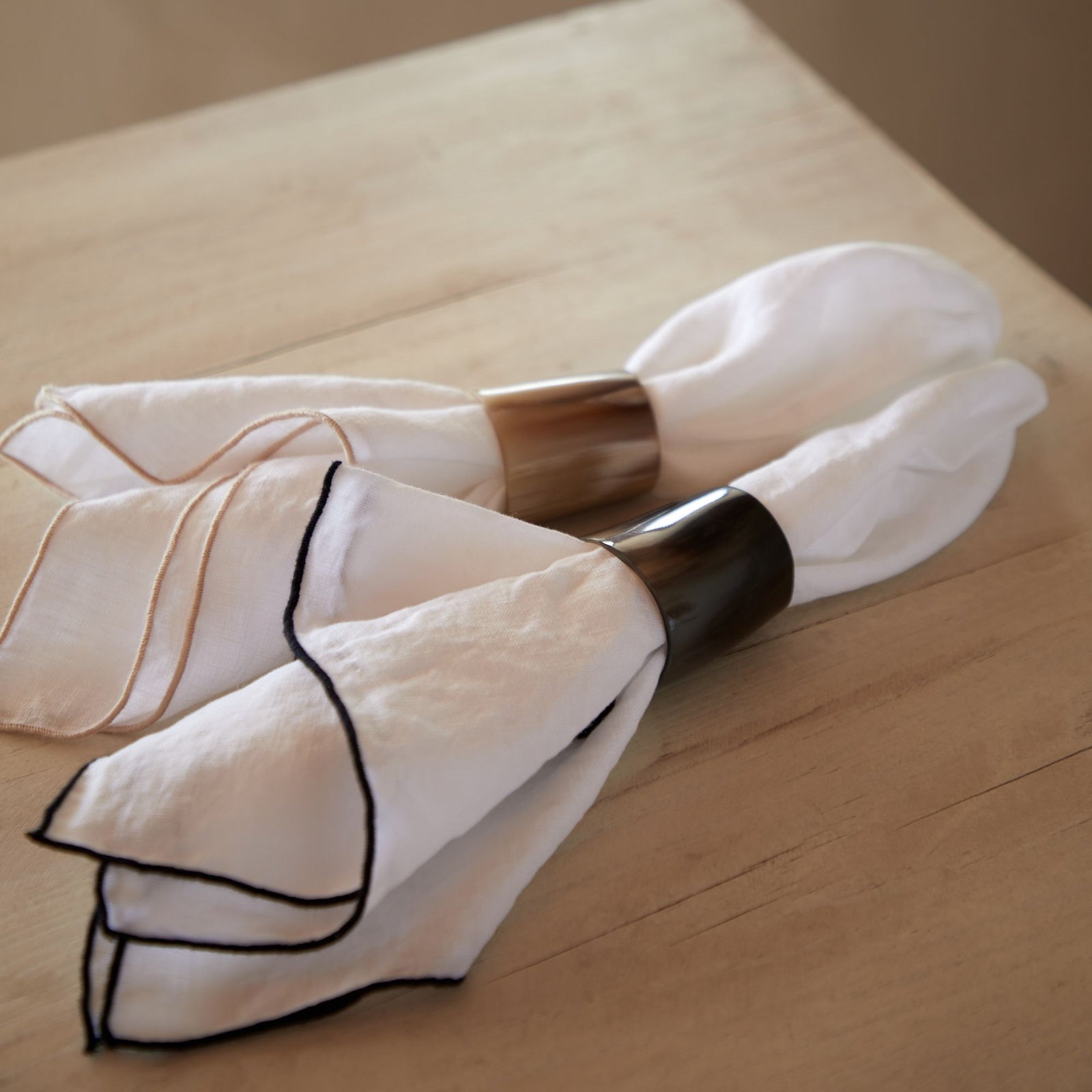 Napkin 100% Linen Bella - Black