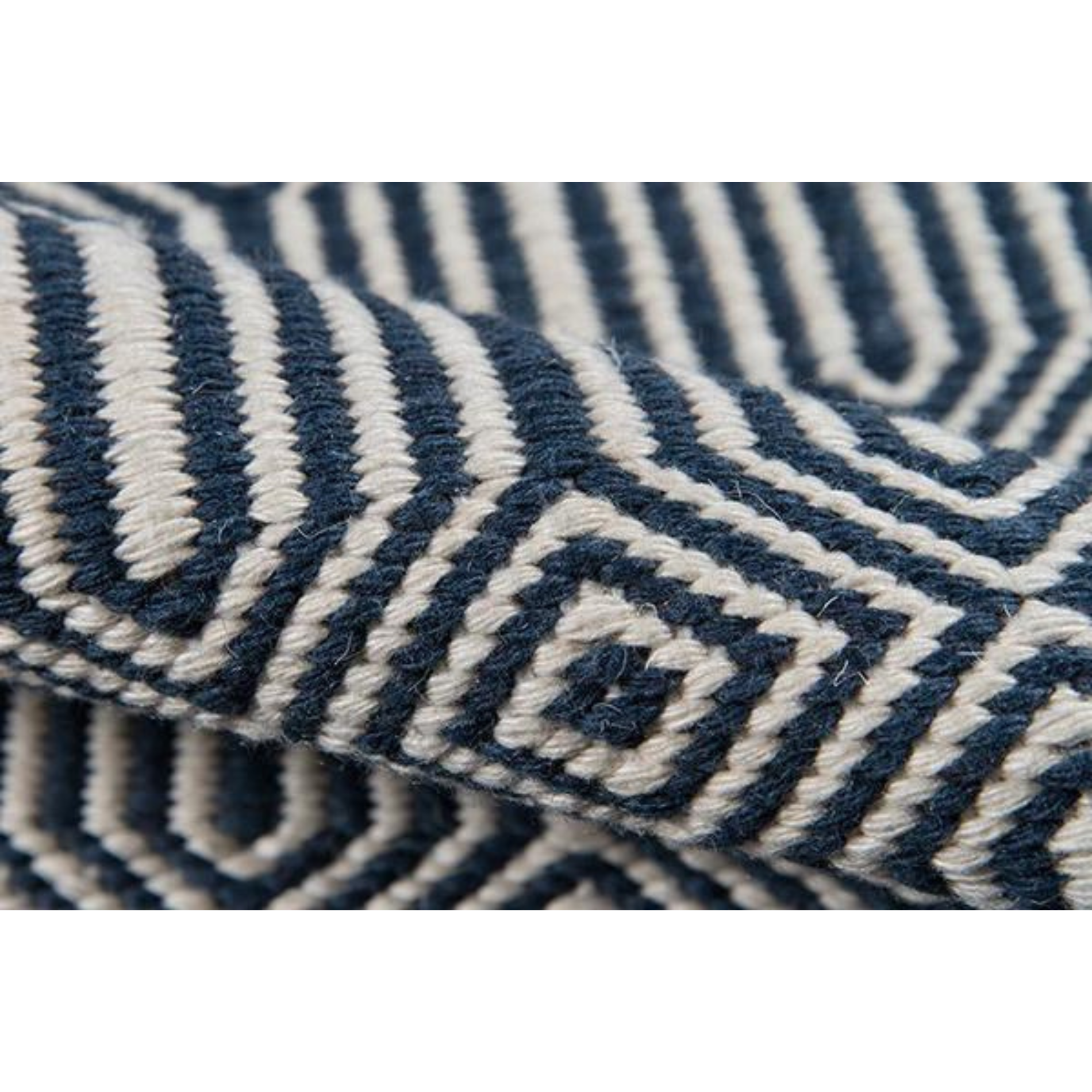 Erin Gates by Momeni Newton Holden Navy Hand Woven Recycled Plastic Indoor Outdoor Rug