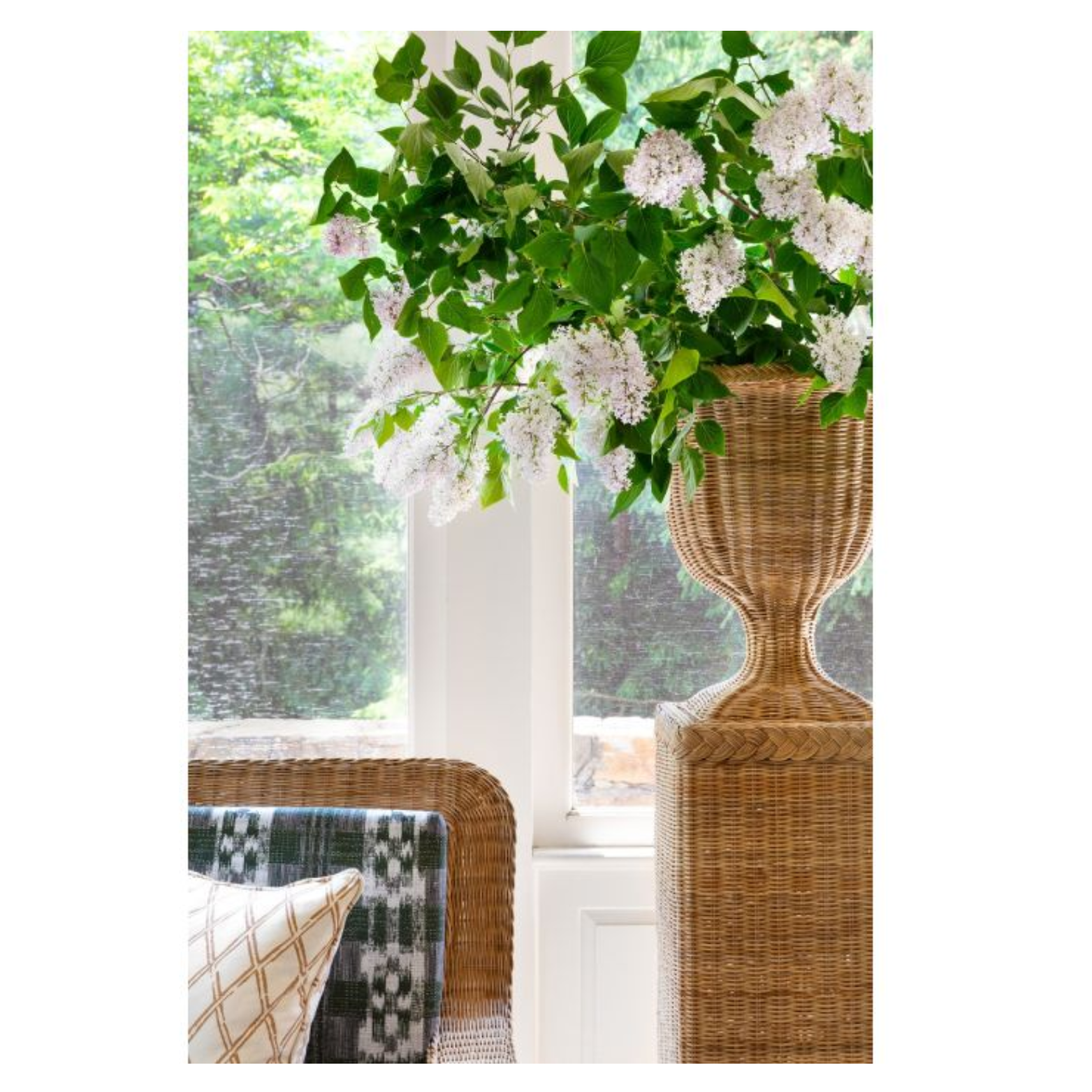 Bora Braided Square Pedestal (Urn sold separately)