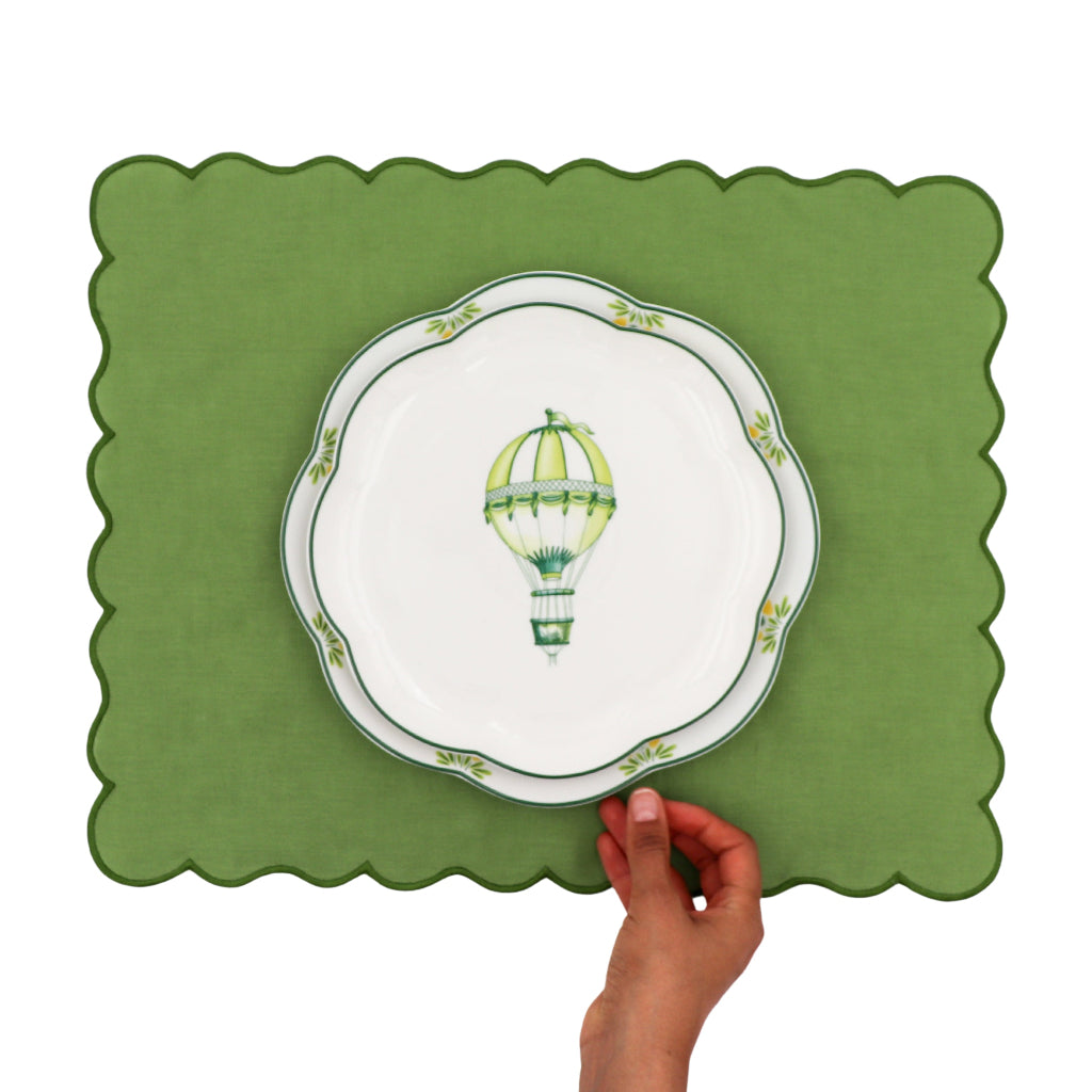 Valensole Lavender Scalloped Dinner Plate - Set of 4 (+1 Bonus Plate)