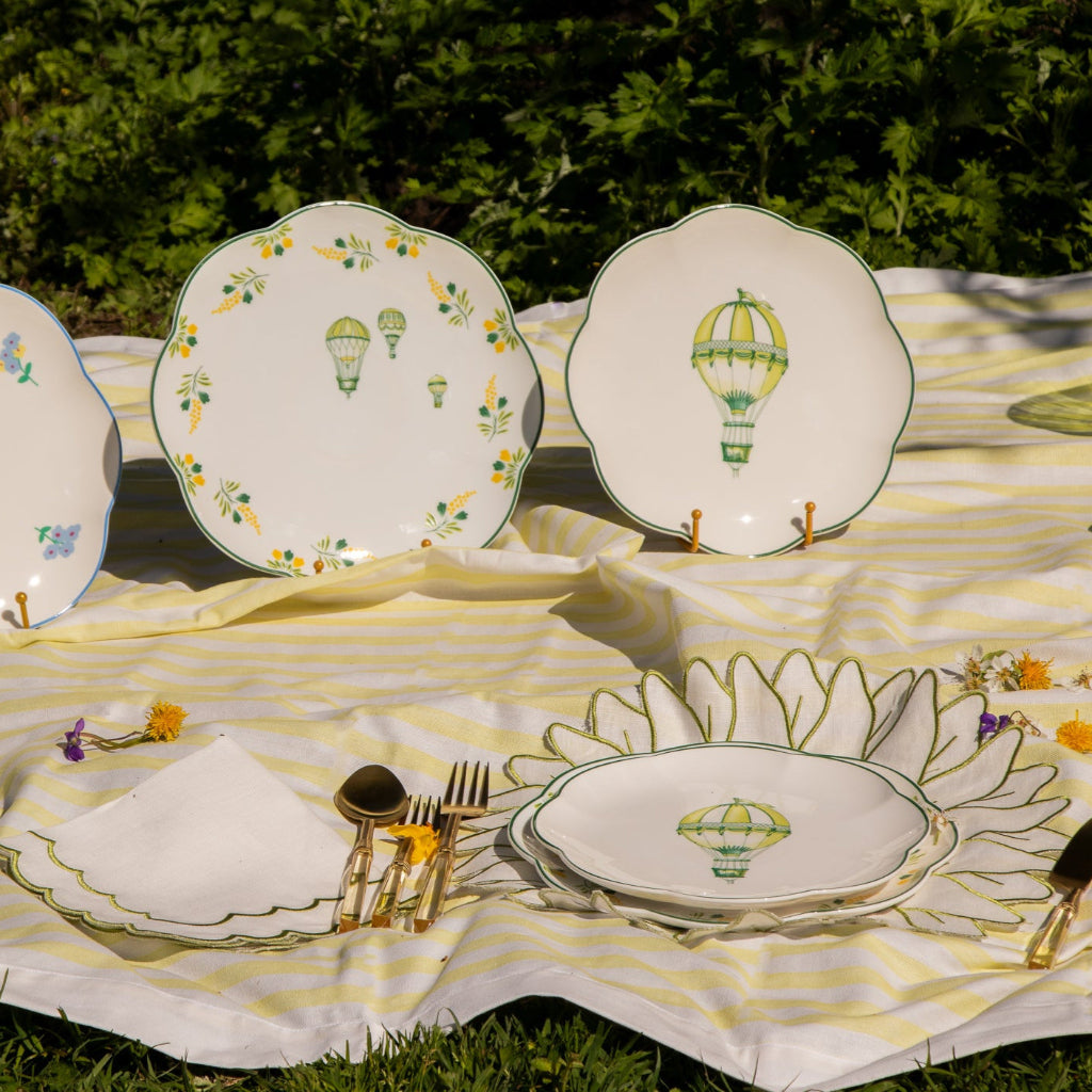 Valensole Lavender Scalloped Dinner Plate - Set of 4 (+1 Bonus Plate)