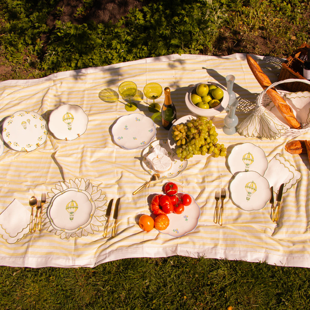 Valensole Lavender Scalloped Dinner Plate - Set of 4 (+1 Bonus Plate)