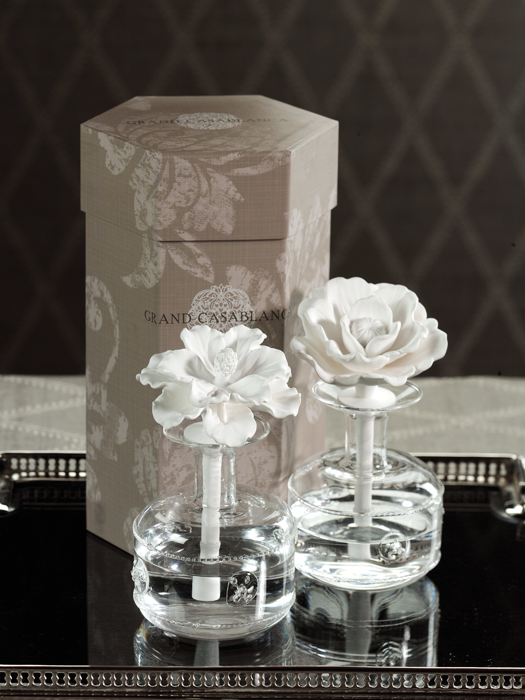 Regal Casablanca Porcelain Diffuser, Tahitian Gardenia