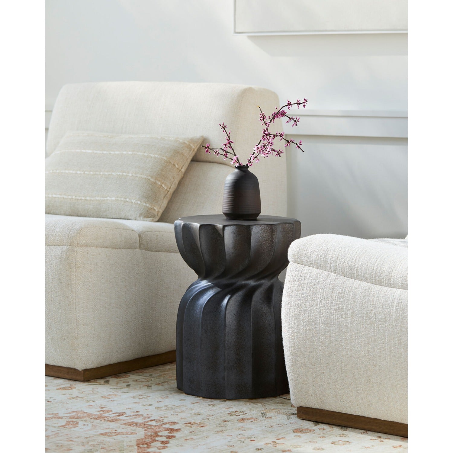 Alexia Garden Stool