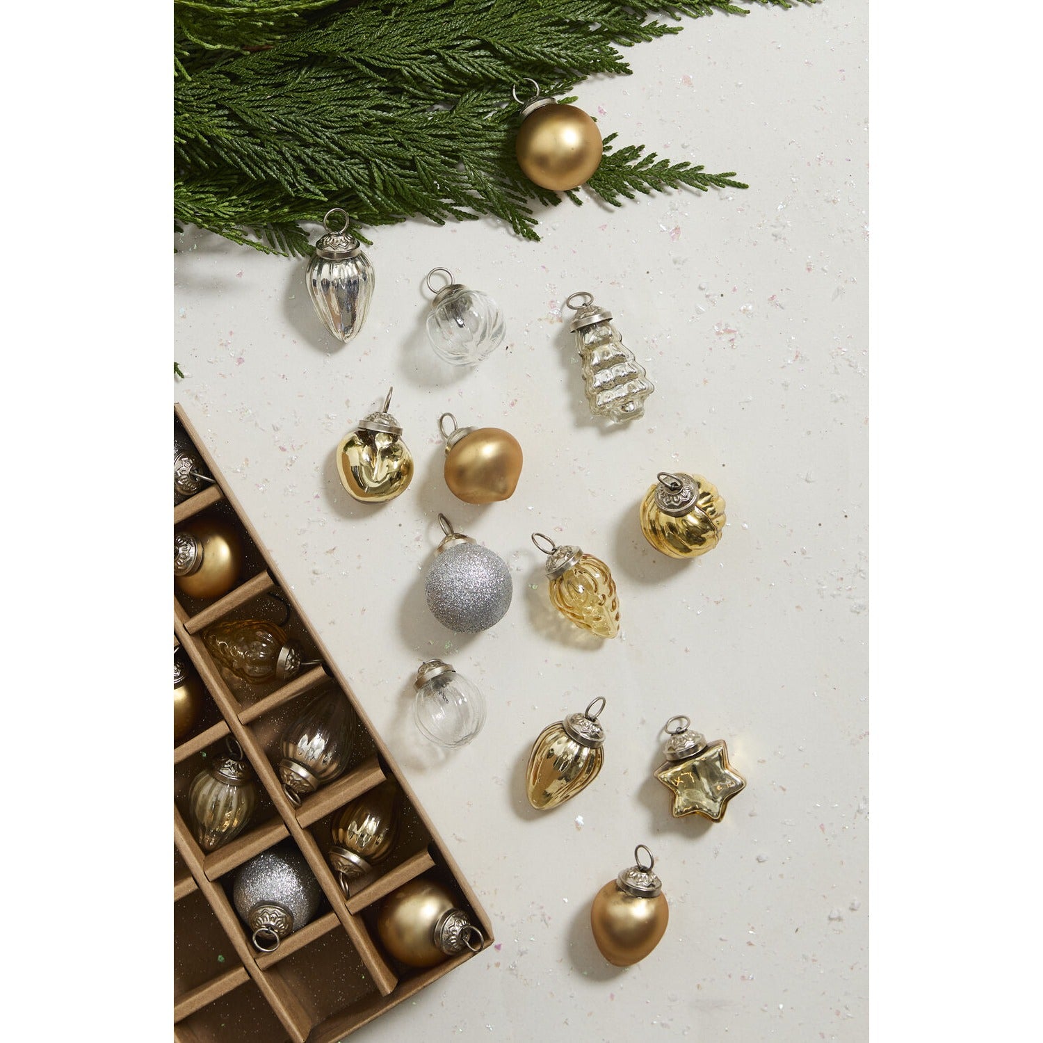 Aetheris Ornament - Set of 24