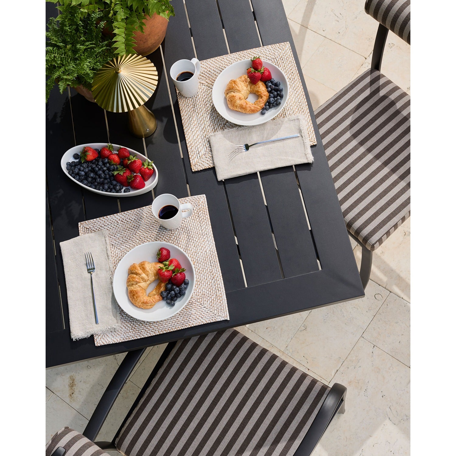 Antibes Dining Table