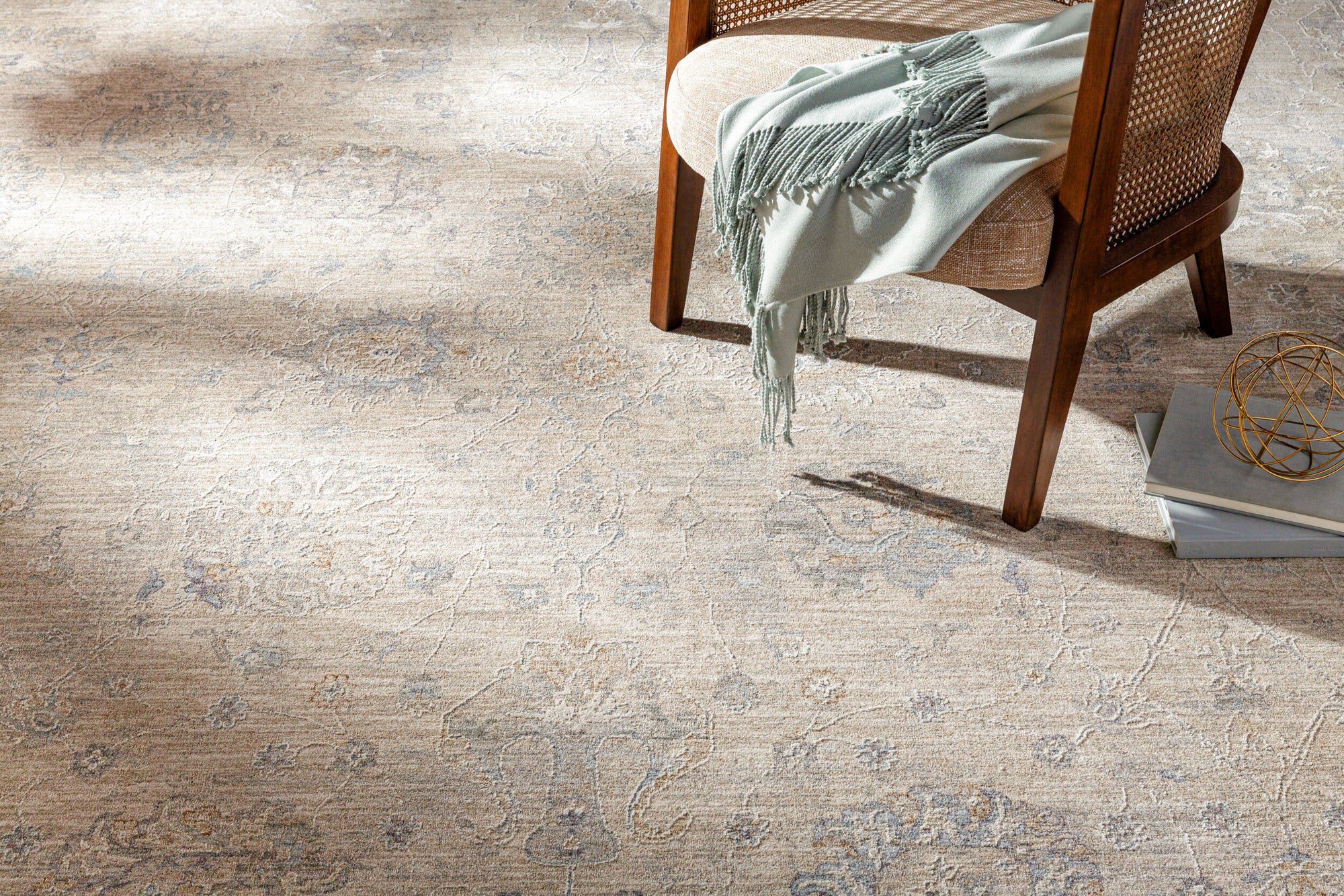 Avant Garde Machine Woven Rug