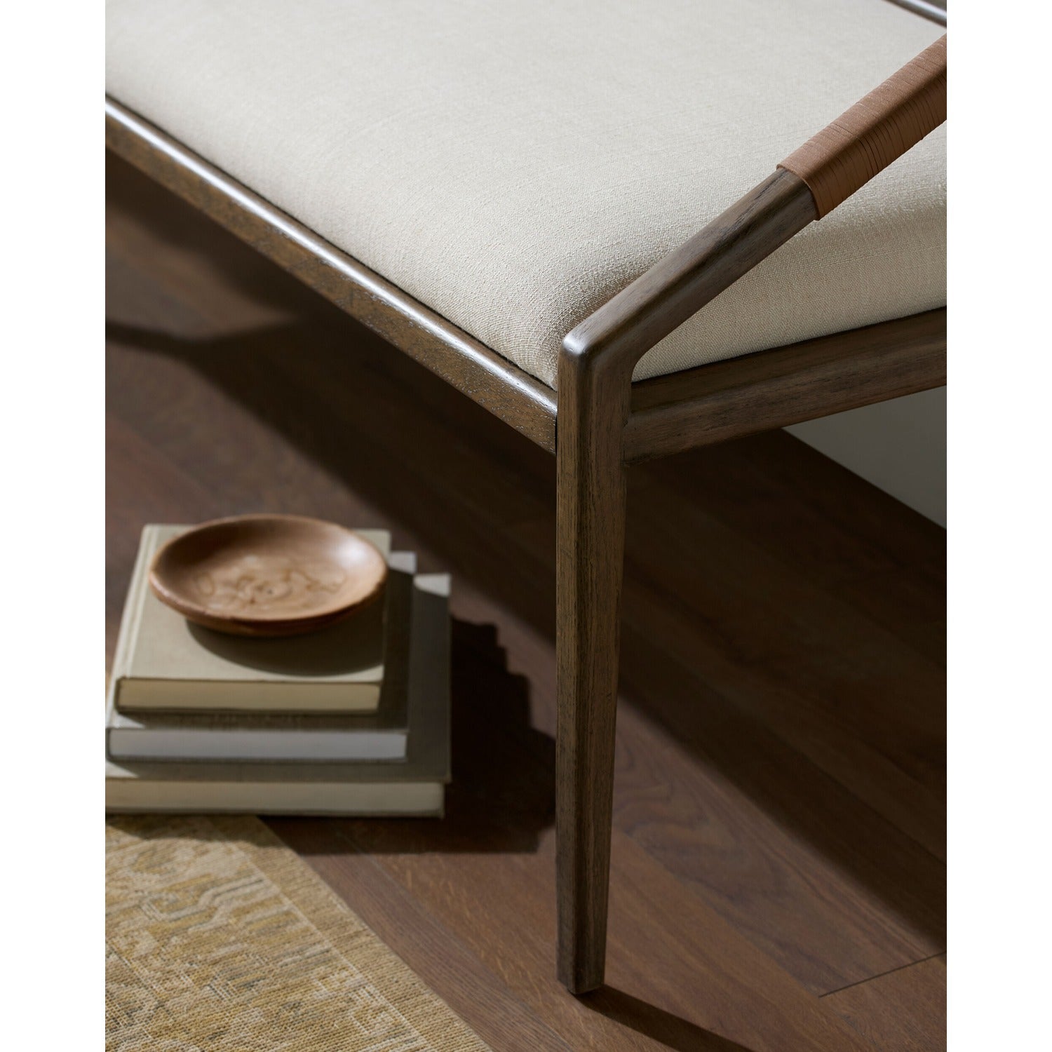 Atra Bench