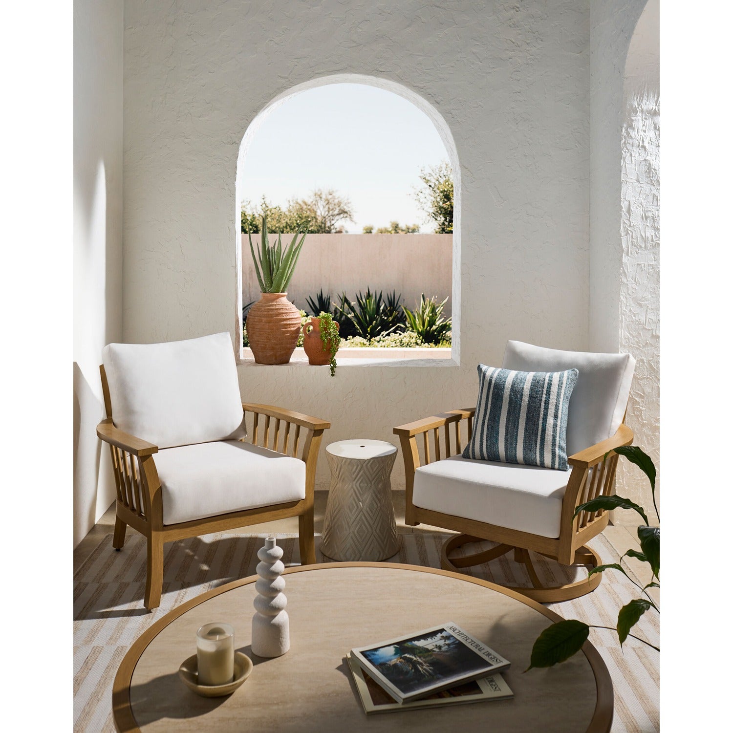 Cape Town Swivel Chair